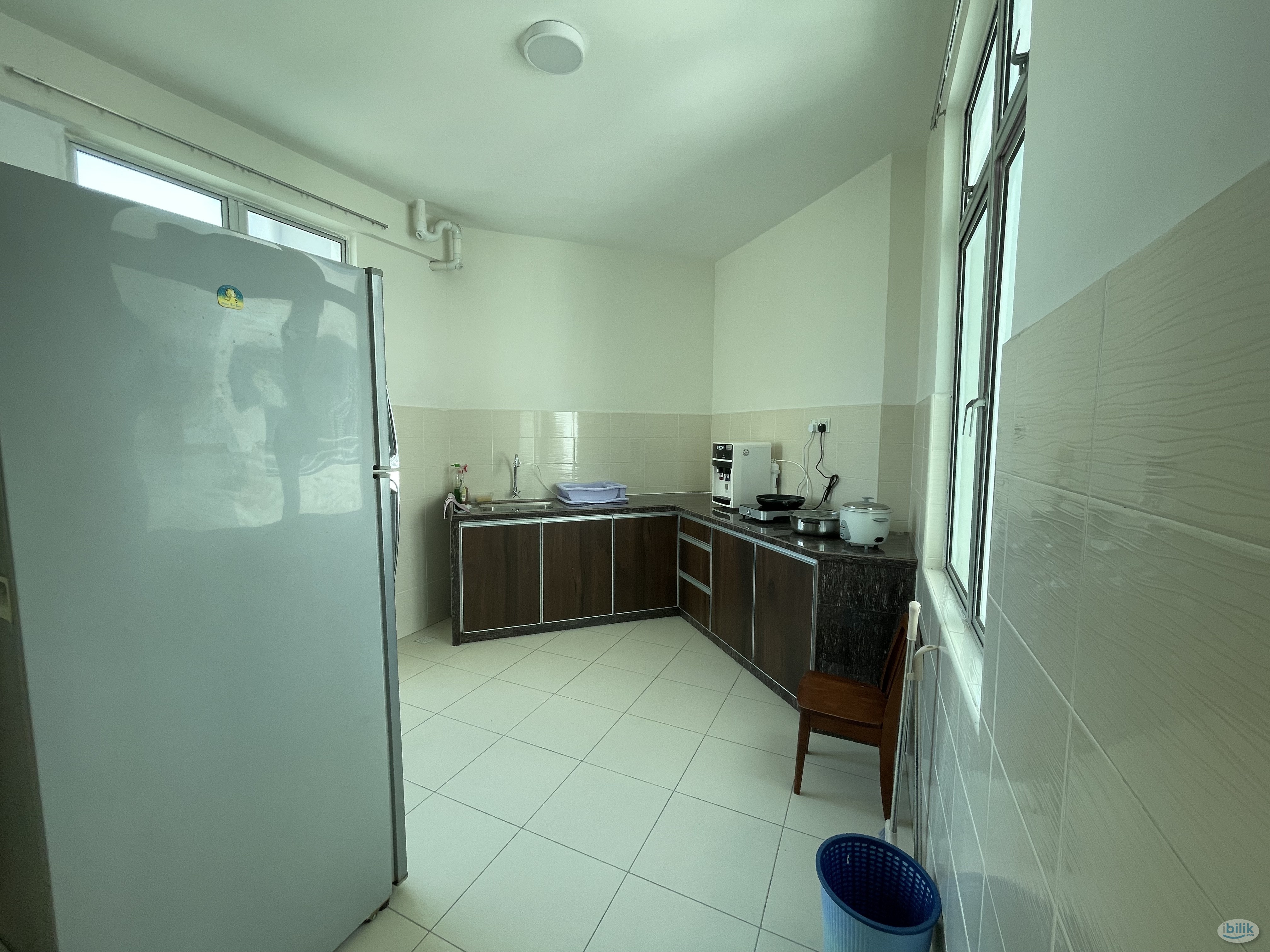 Master Room at Tunas Residensi, Bayan Baru - Image 2
