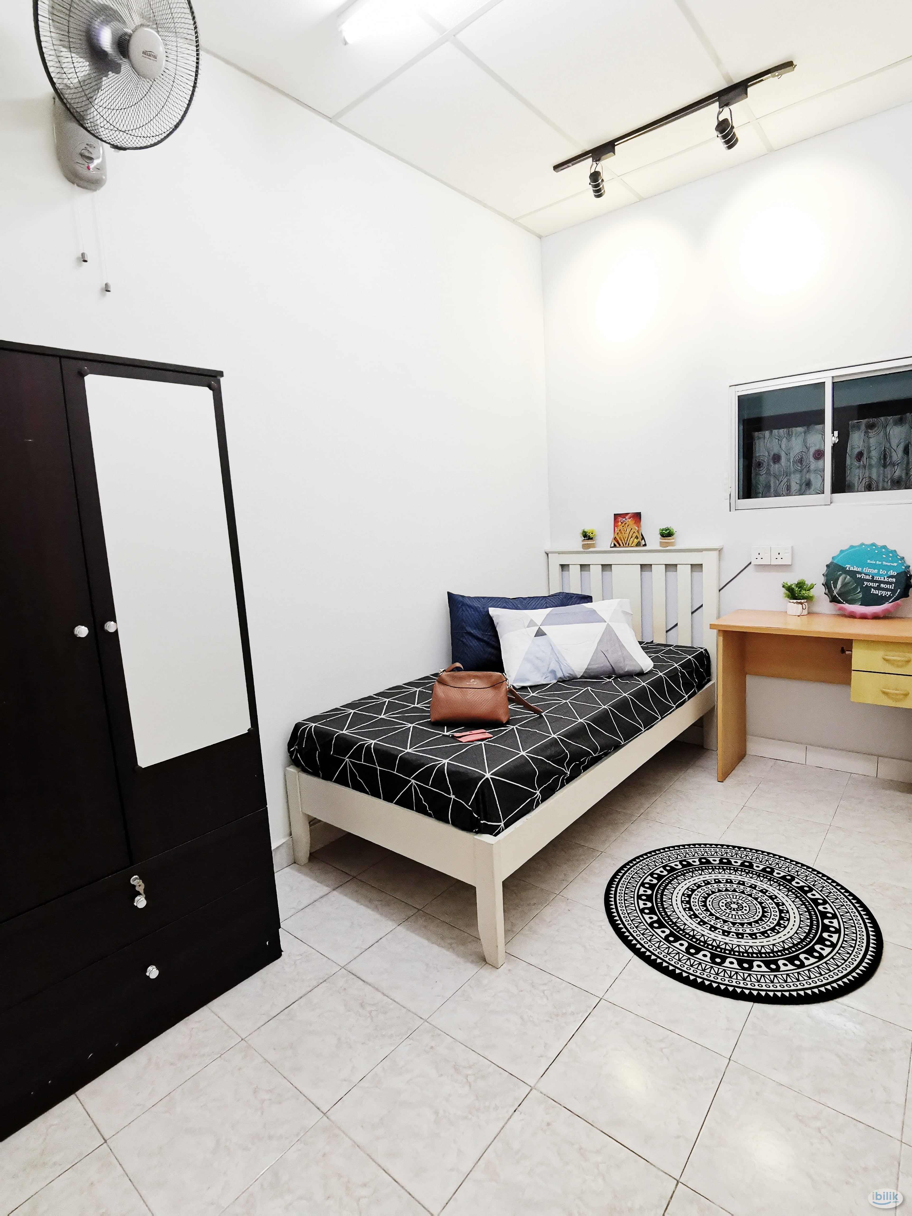 Bandar Sunway Single room for rent at Jalan PJS 7・7min walk Taylors Uni・5 min to shops・Walk to BRT - Image 1