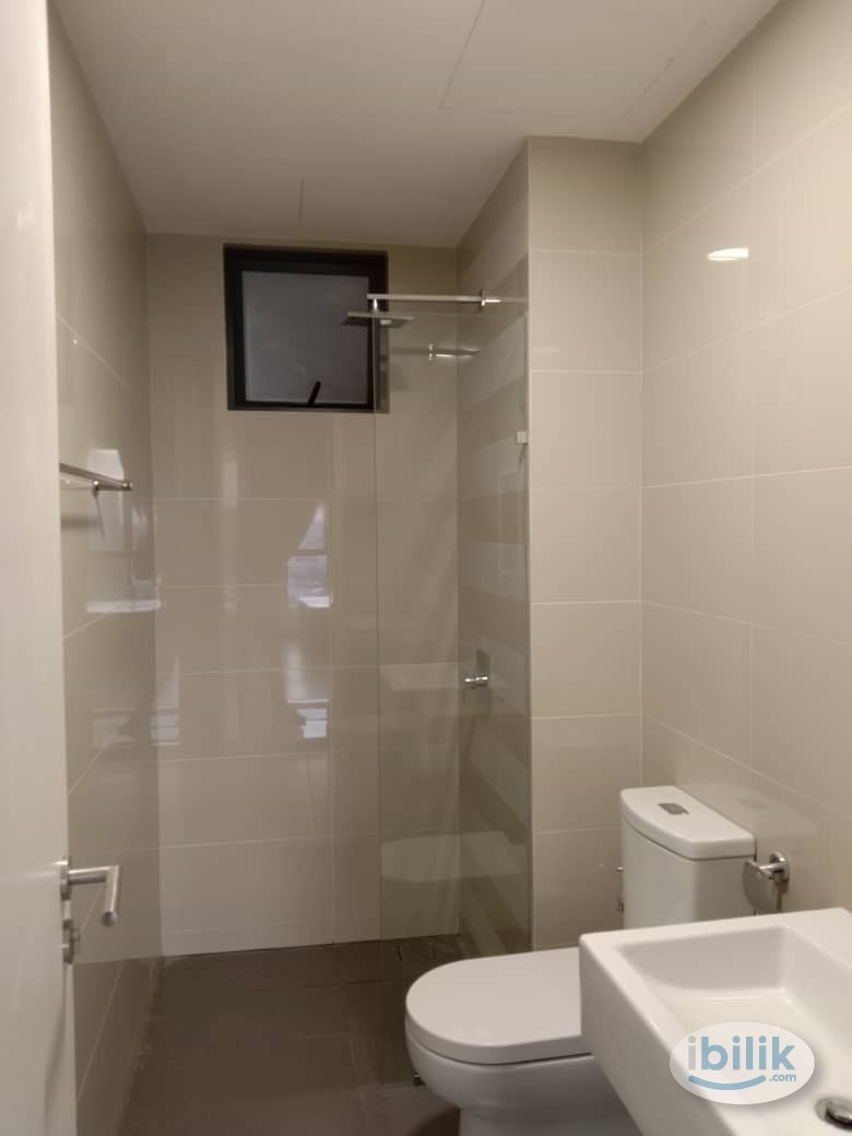 Middle Room at United Point Residence, Kepong - Image 2