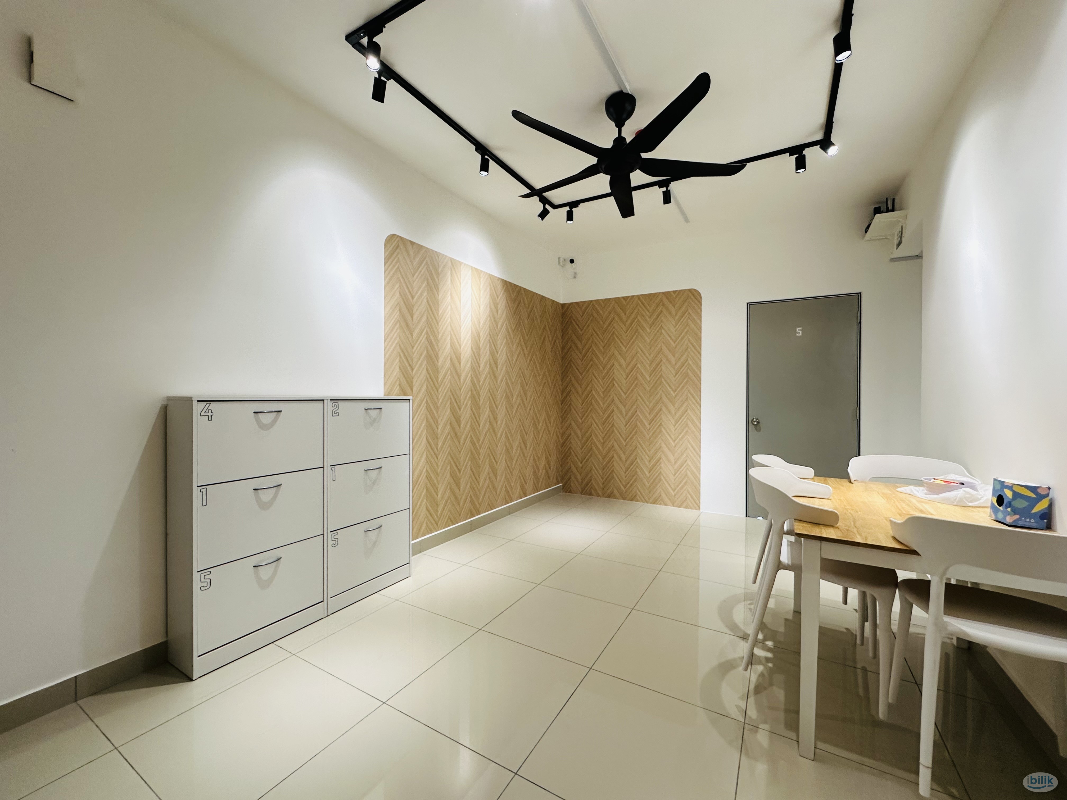 Fully Furnished Single Room at Cheras M Vertica | 5 mins Walk To LRT MRT Aeon Maluri | 10 mins Walk to Sunway Velocity - Image 2