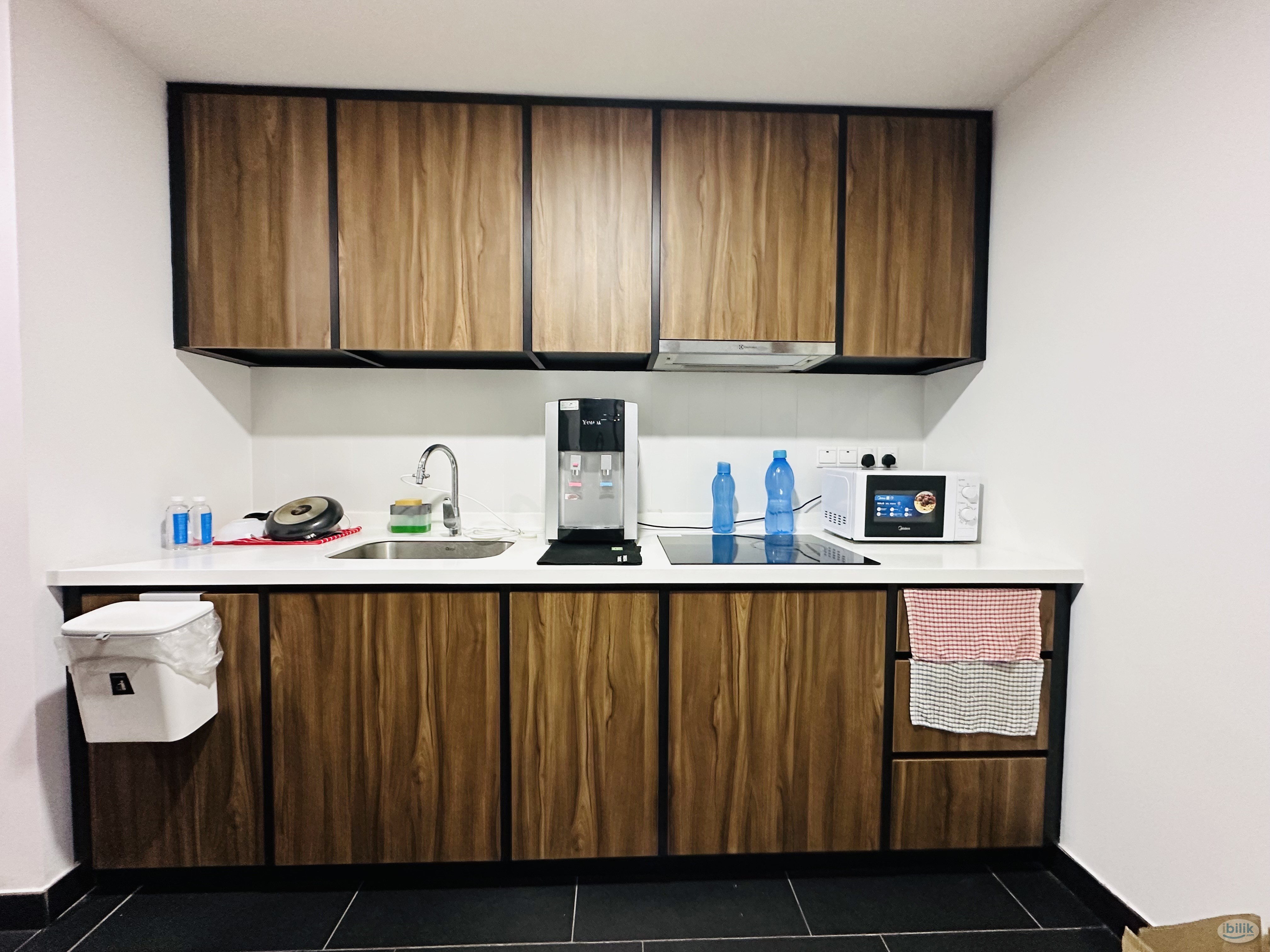 [Female Unit] Balcony Room at Cheras Maluri Una Residence | 50M Walking Distance to Sunway Velocity - Image 3