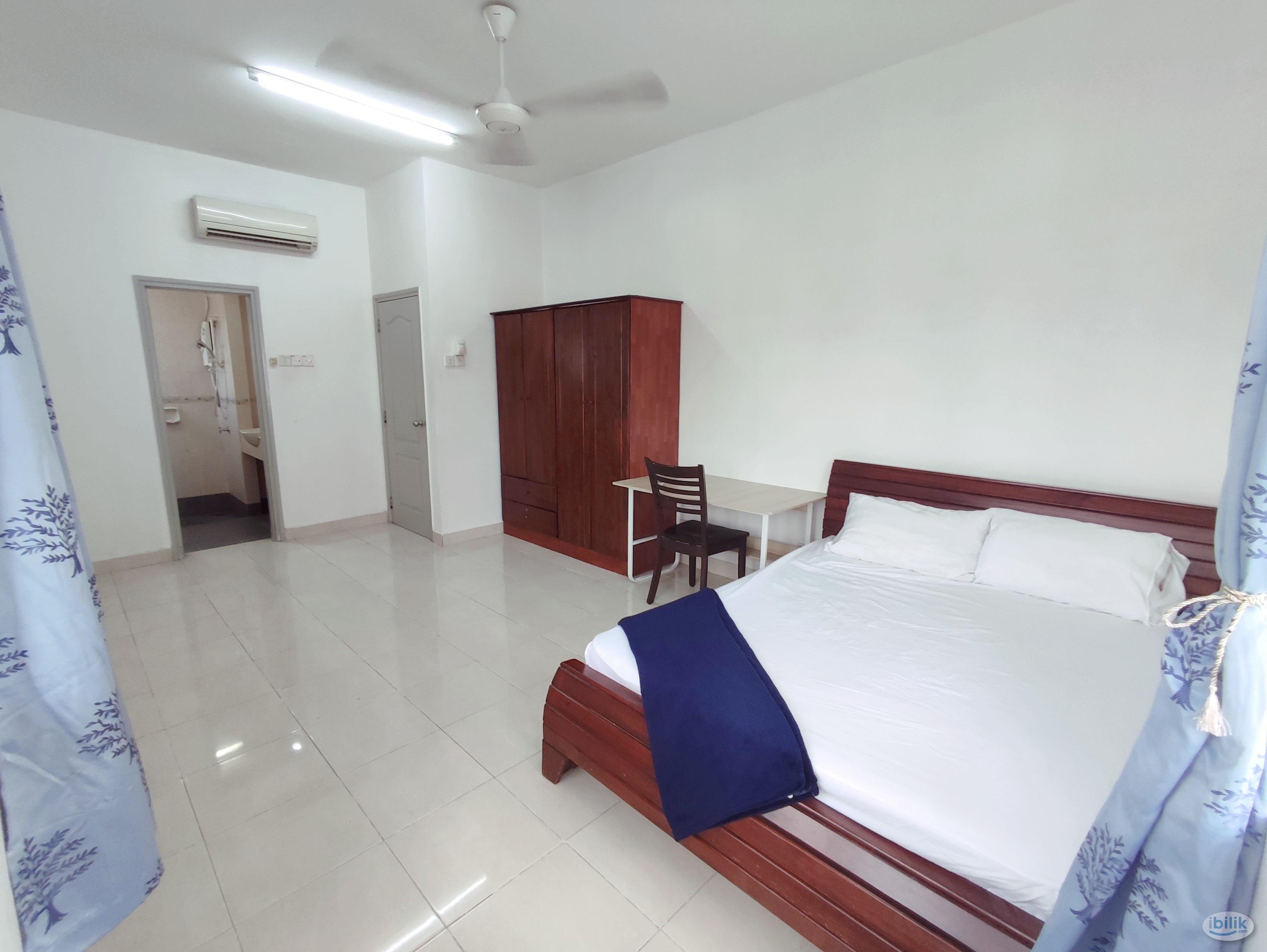 Master Room at Pelangi Utama, Bandar Utama - Image 1