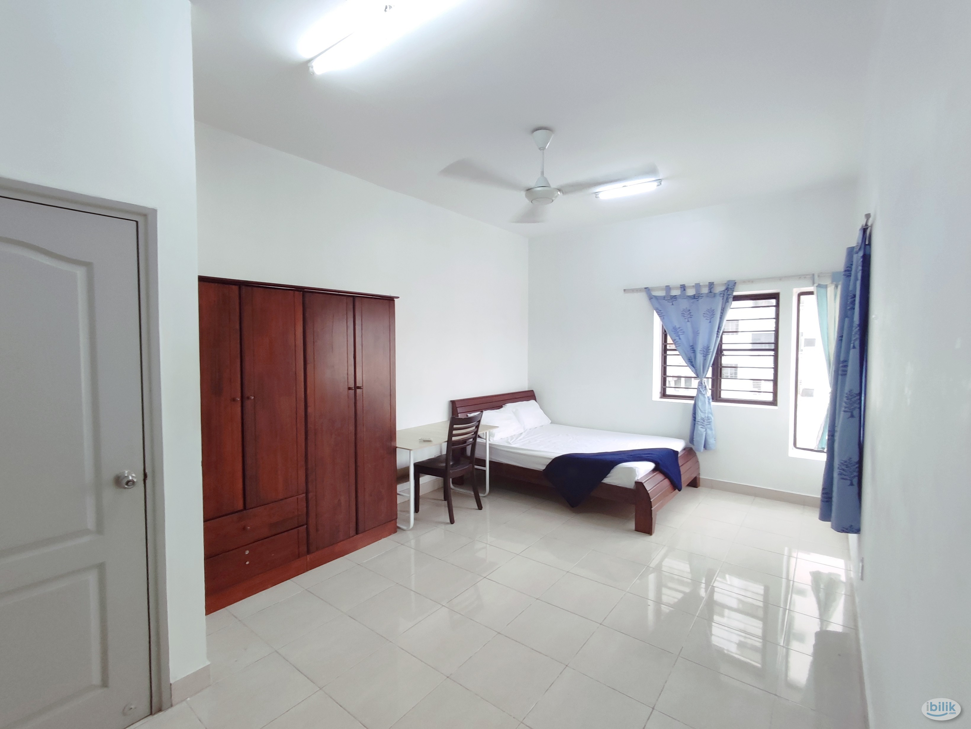 Master Room at Pelangi Utama, Bandar Utama - Image 2