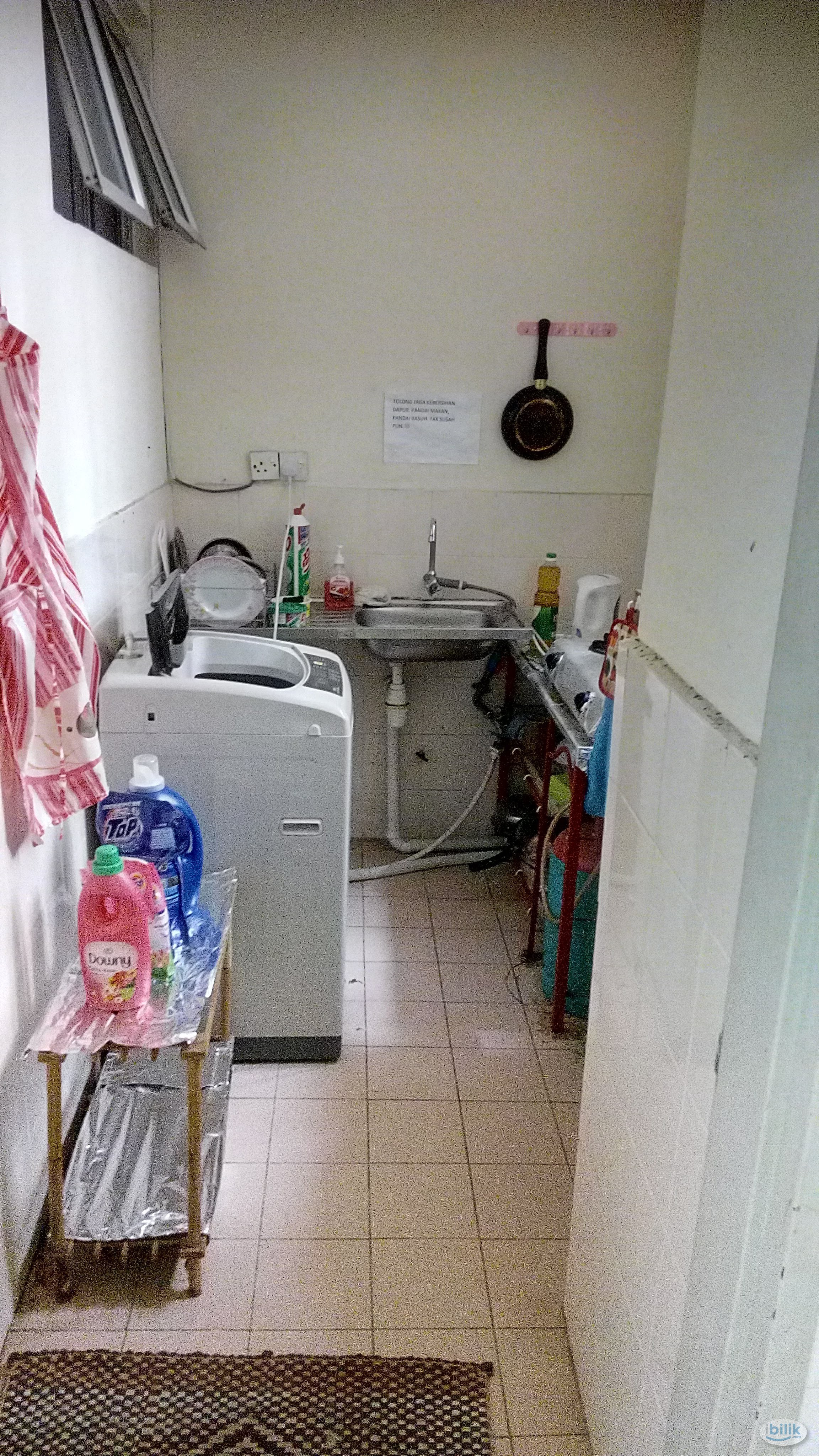 Cyberia Smarthome.  Perempuan. Furnished NONsharing Large Master Room Airconditioned. - Image 4
