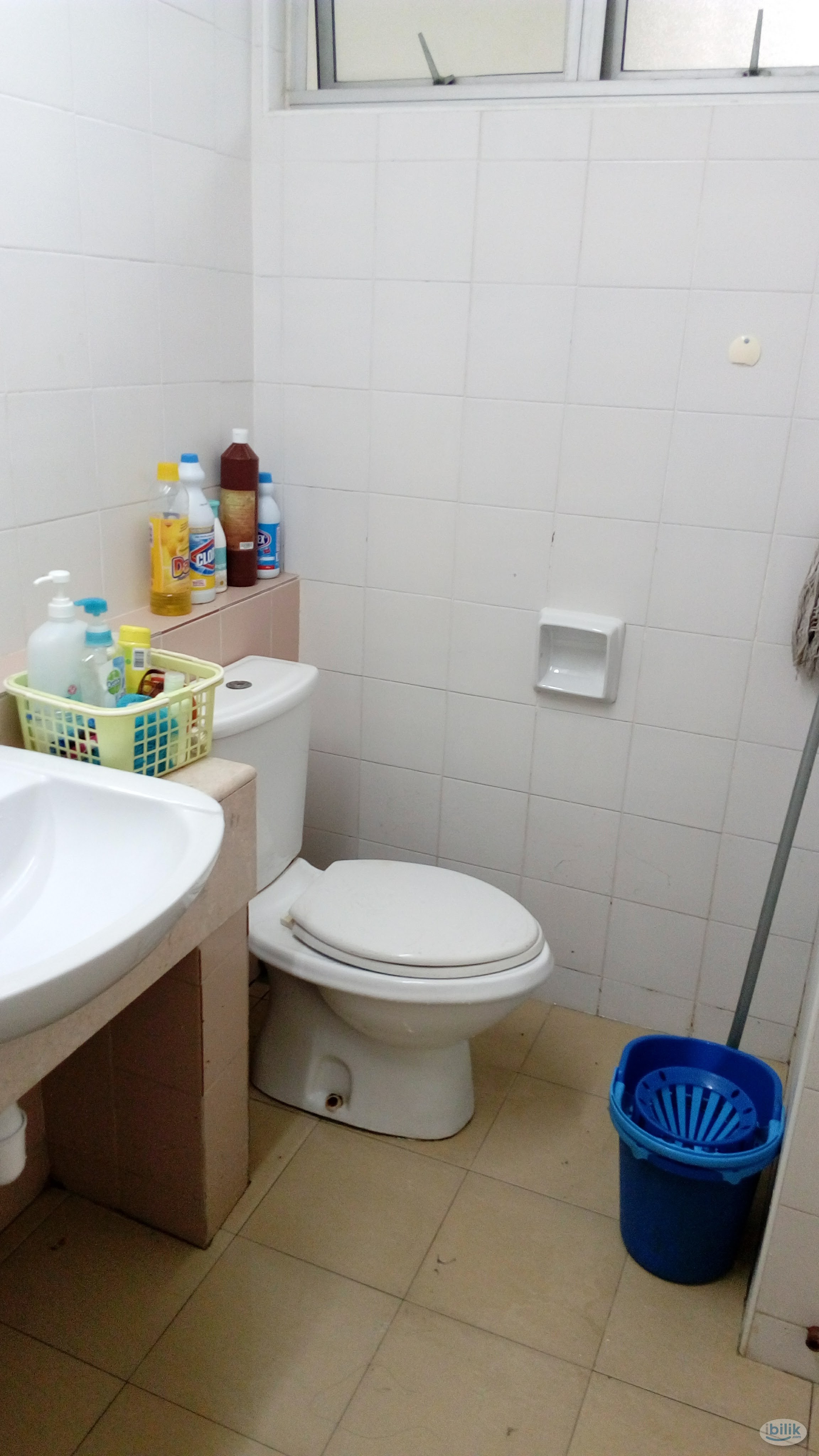 Cyberia Smarthome.  Perempuan. Furnished NONsharing Large Master Room Airconditioned. - Image 5