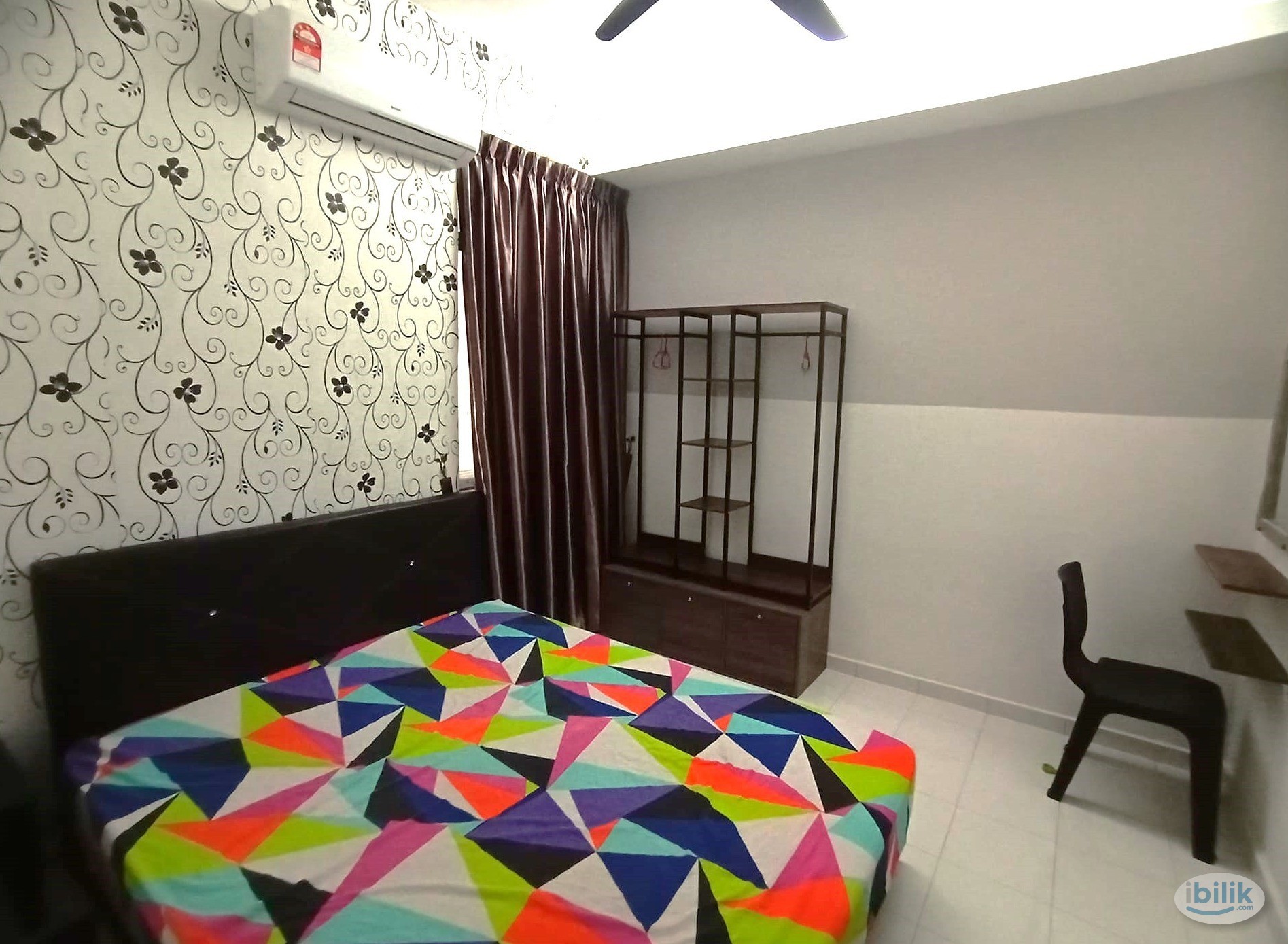 Middle Room for Male at Taman Malim Jaya, Batu Berendam - Image 1
