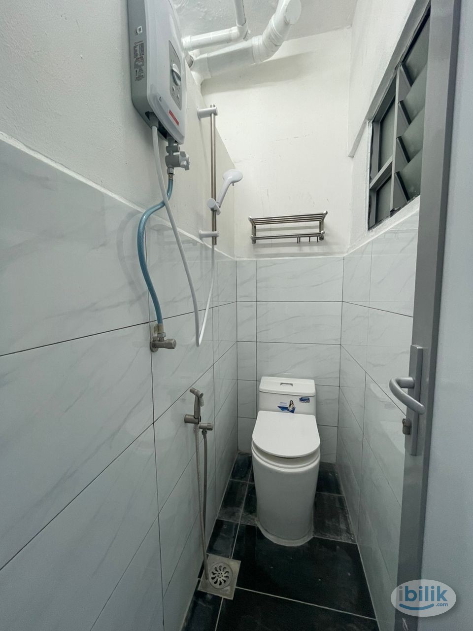 Middle Room for RENT @ Kota Permai - Image 3