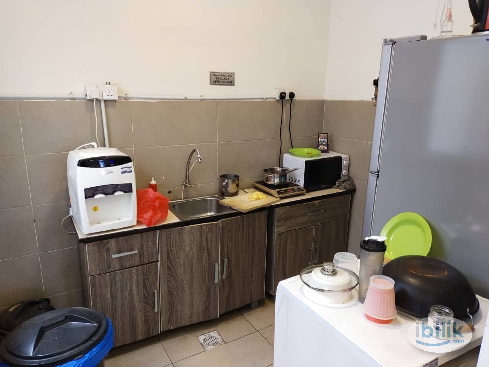 ✨ Middle Room for Rent – Walking Distance to MAHSA University ✨ - Image 3
