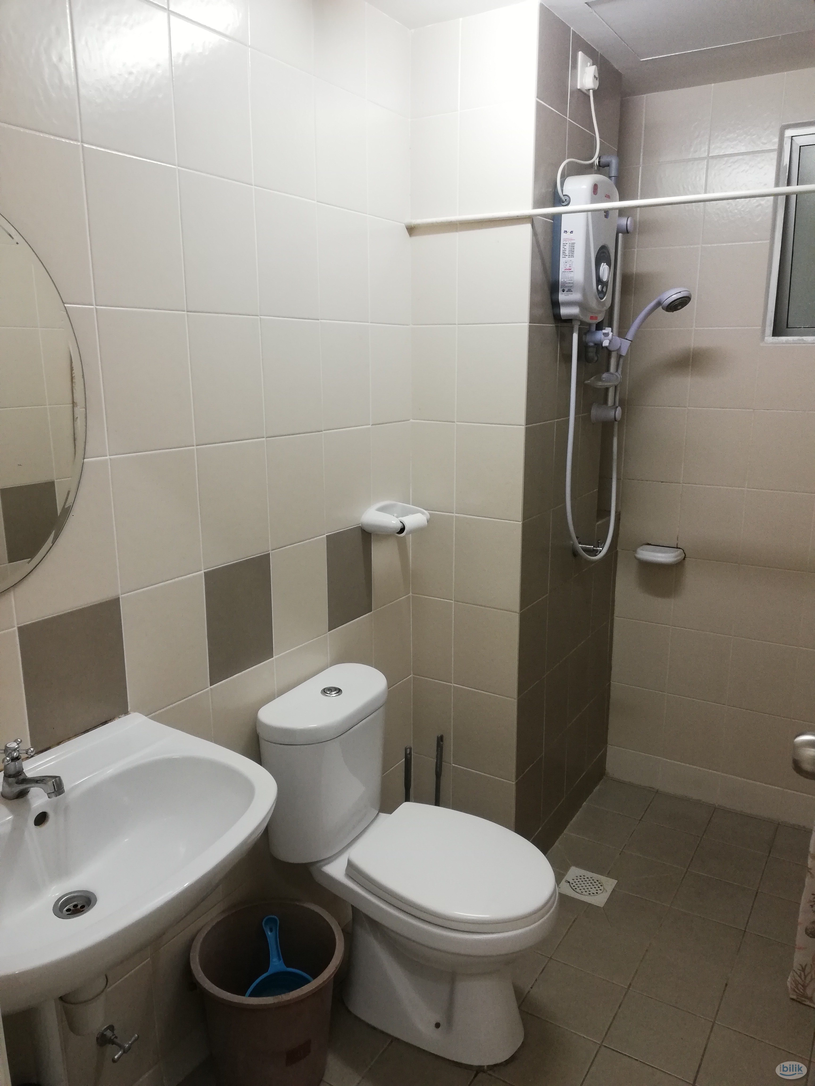 Master Room at Setia Alam, Shah Alam - Image 4