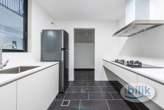 Master Room at SQWhere, Sungai Buloh - Image 3