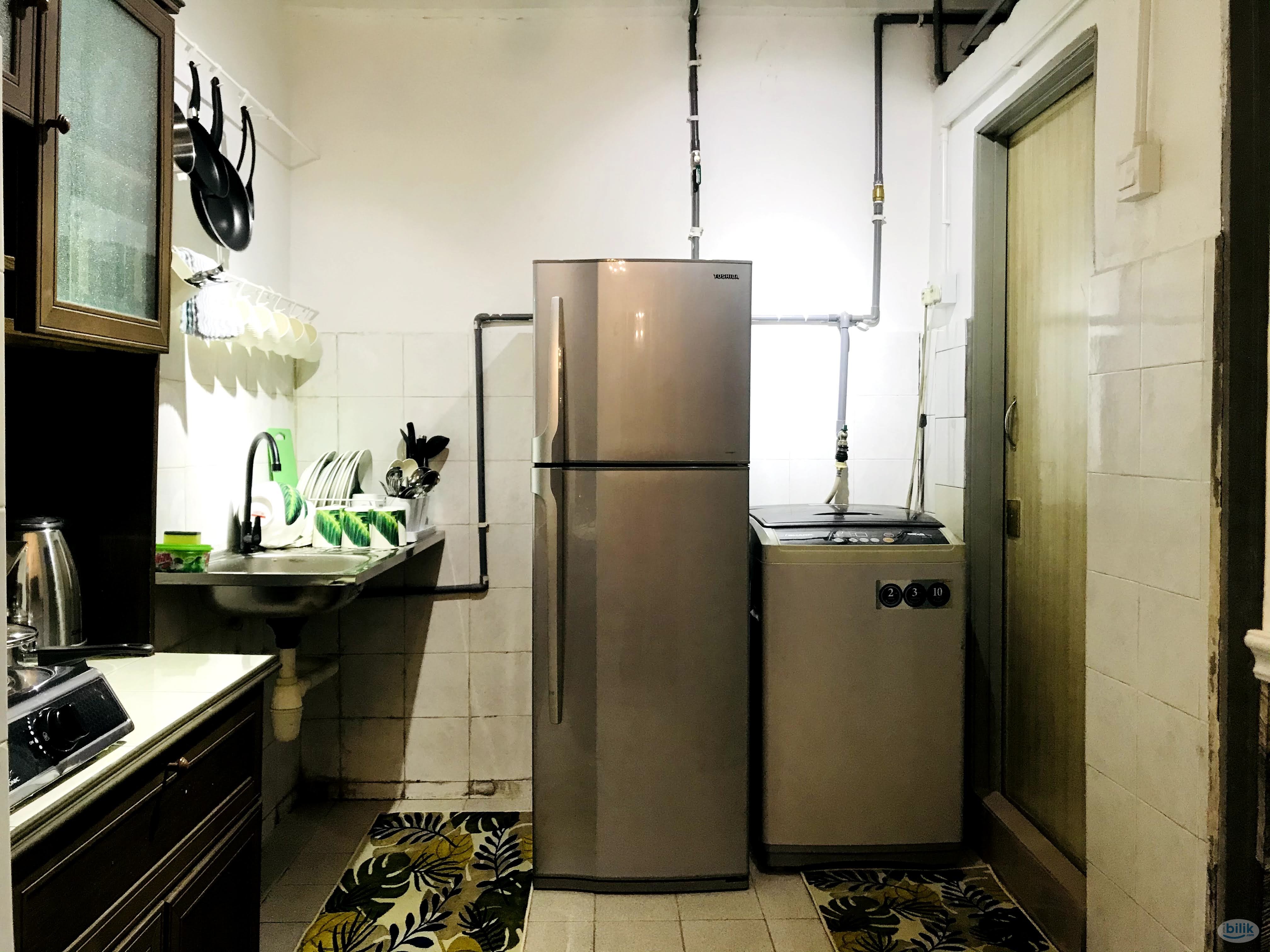 Single Room at Bandar Armada Putra, Pulau Indah - Image 2