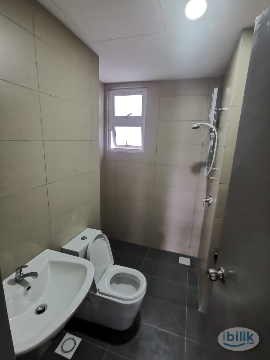 Master Room FEMALE unit at TR Residence, Kuala Lumpur - Image 3