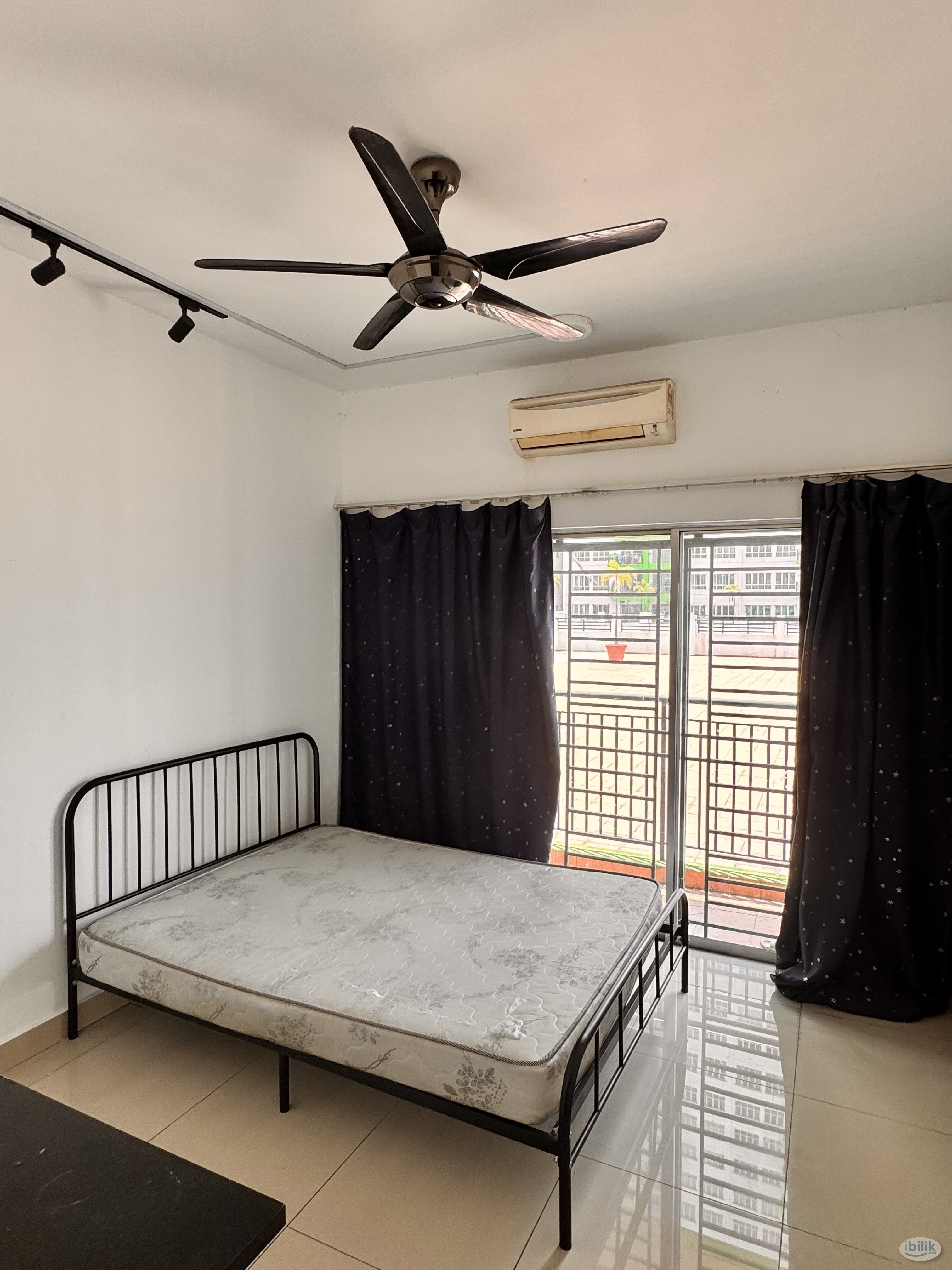 Balcony Room at OUG Parklane, Old Klang Road - Image 5