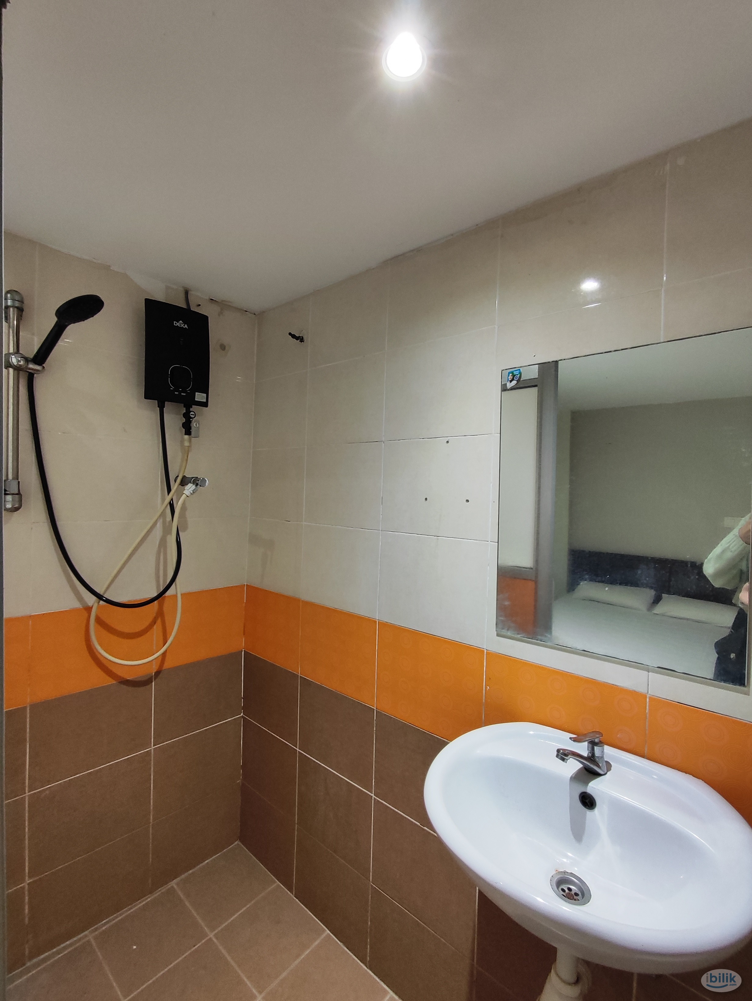 Near KTM Kajang 🚂 Master Room + Private Toilet for Rent near Semenyih - Image 1