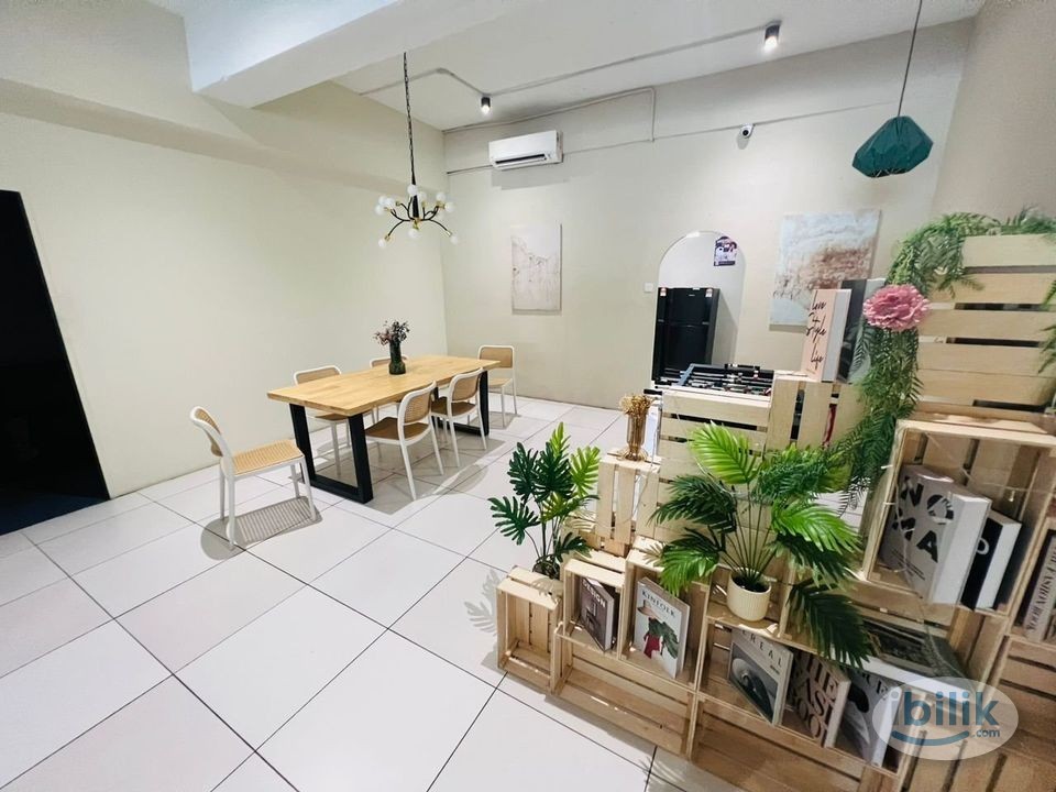 Near KTM Kajang 🚂 Master Room + Private Toilet for Rent near Semenyih - Image 2
