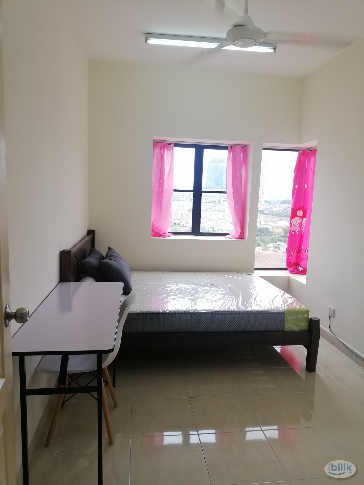 middle room at pelangi utama - Image 1