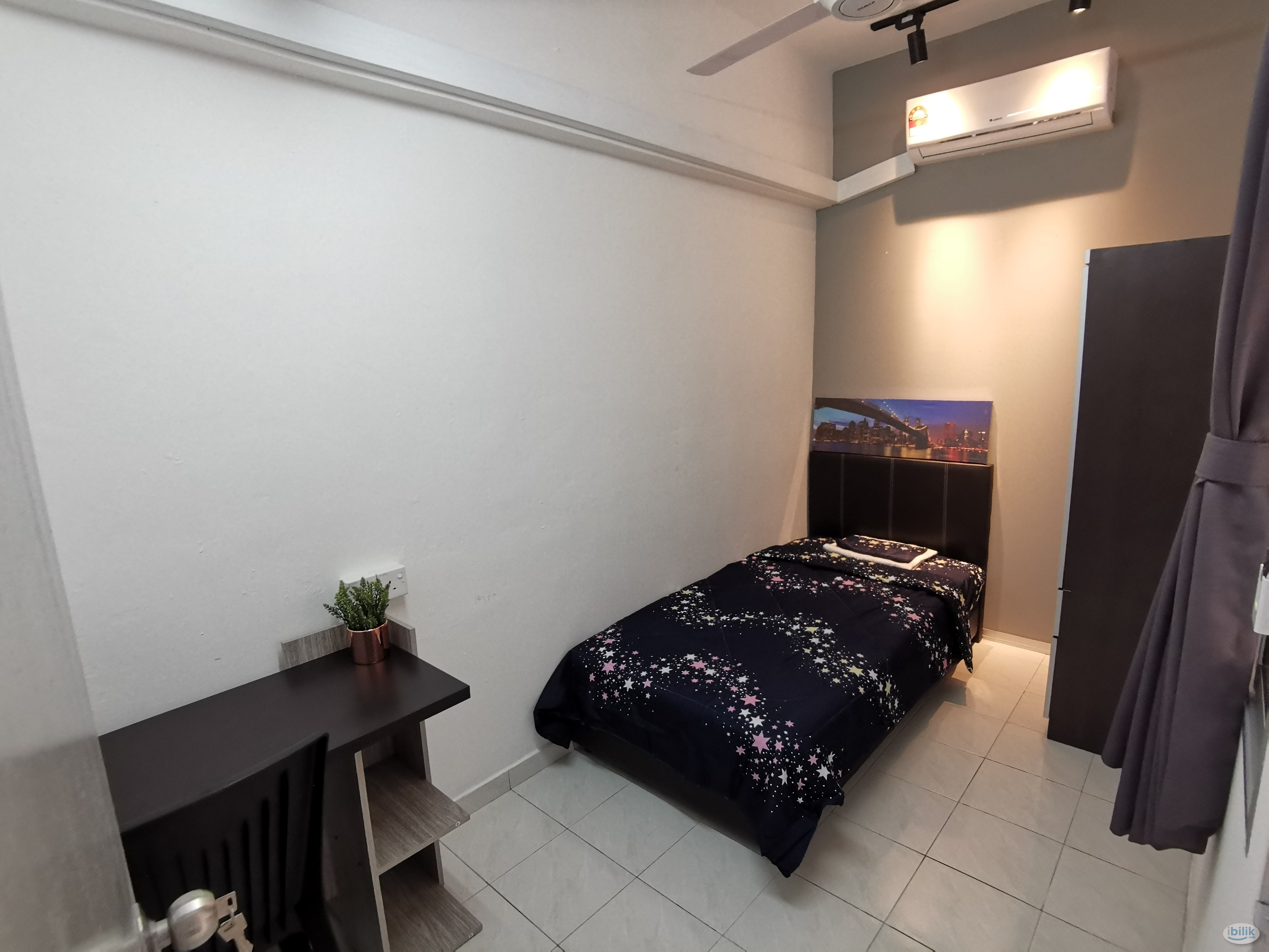 Bilik Sewa Single Room at Melaka Tengah, Jalan Ong Kim Wee, Jonker Street Melaka - Image 2