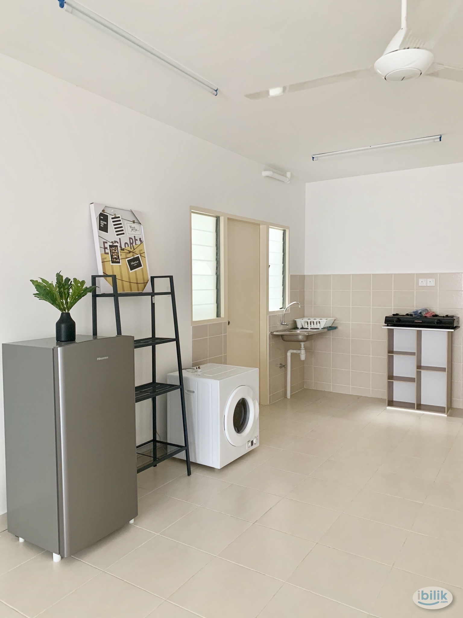 Furnished Master Room Sharing, De Bayu Apt - Image 2