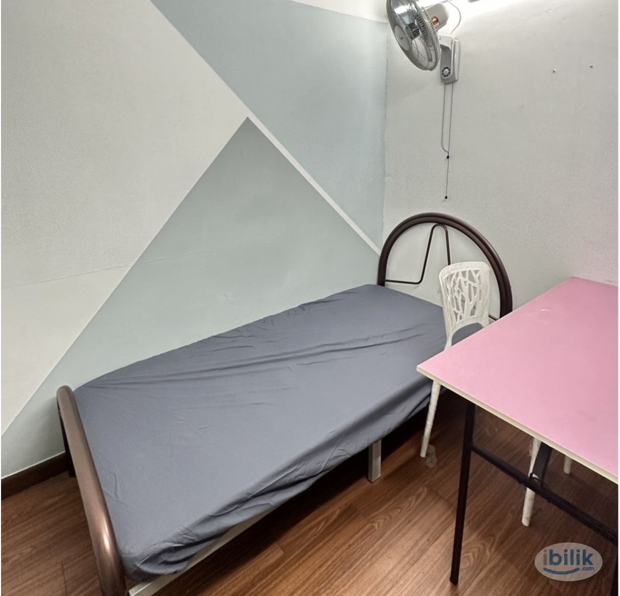 🔵🟡DAMANSARA UPTOWN  Room For Rent At The Starling, Damansara Uptown - Image 1