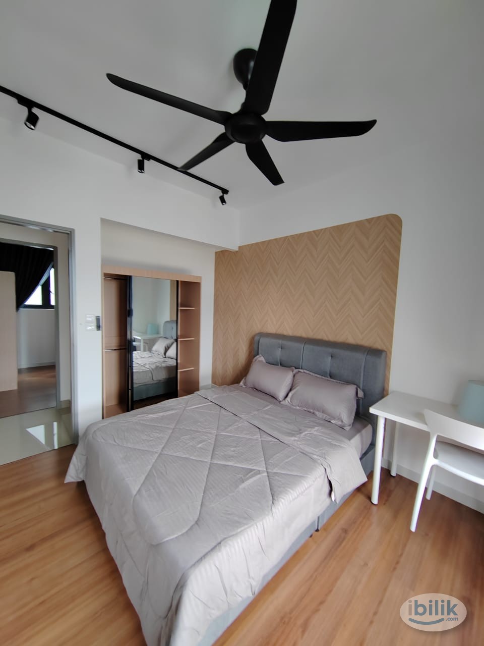Master Room at M Vertica KL City Residences, Cheras - Image 2