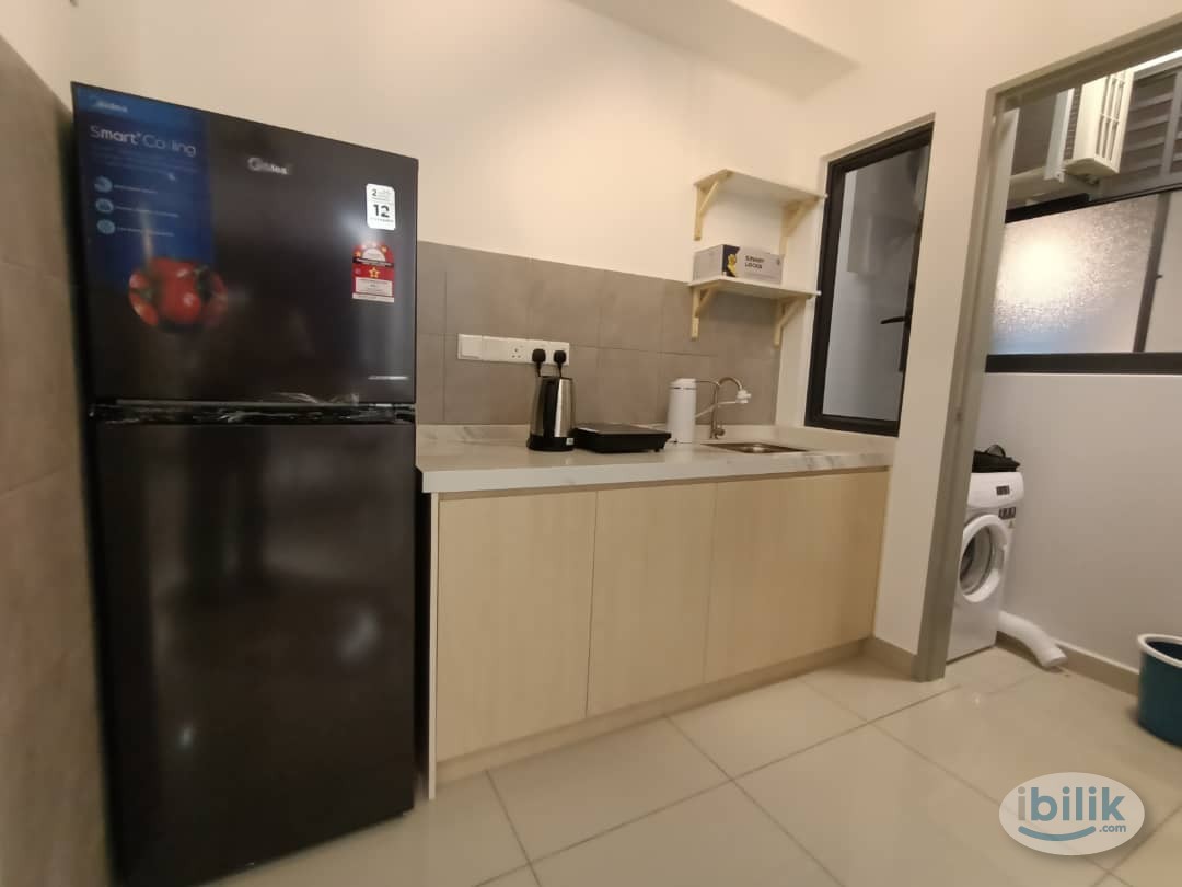 Master Room at M Vertica KL City Residences, Cheras - Image 5