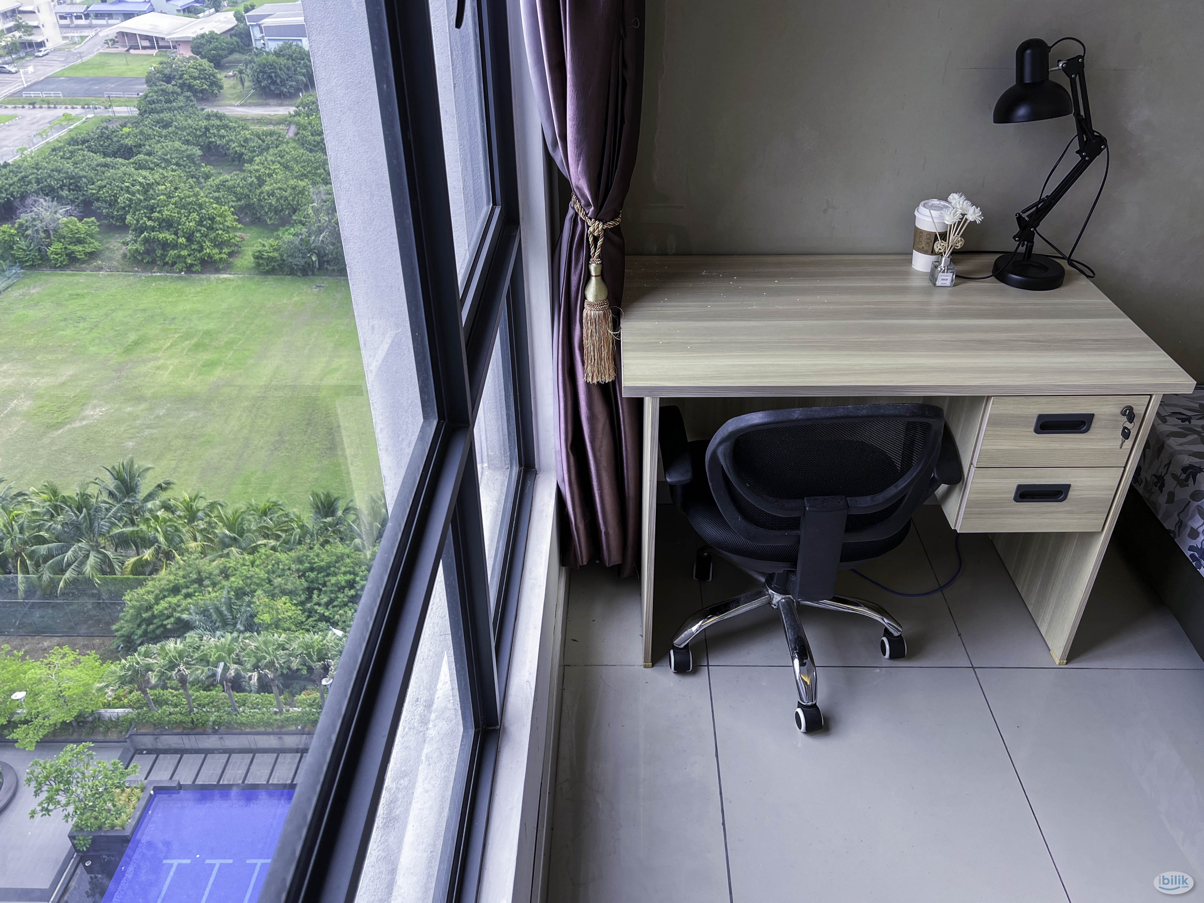 Spacious Single Room at Paramount Utropolis @ Glenmarie, Shah Alam - Image 1