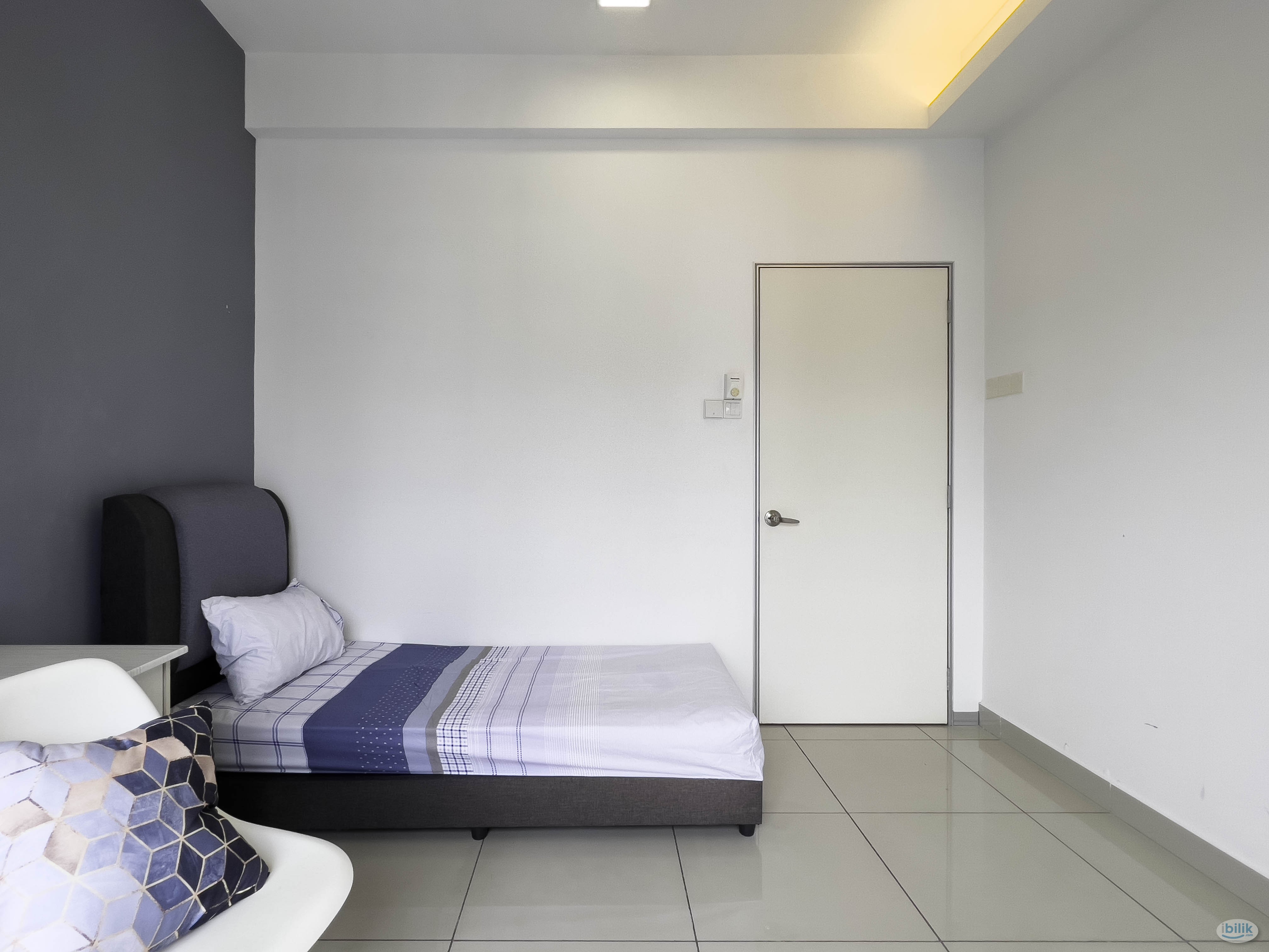 Nice Single Room at Paramount Utropolis @ Glenmarie, Shah Alam - Image 1