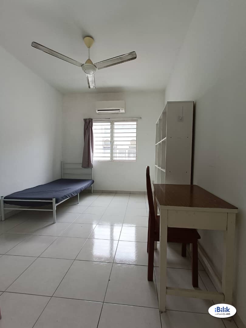 😍Middle Room For Rent At Bandar Utama😍Nearby🚗MRT Bandar Utama,One Utama ,Center Point,The Curve,Meng Tien Food Court,One - Image 1