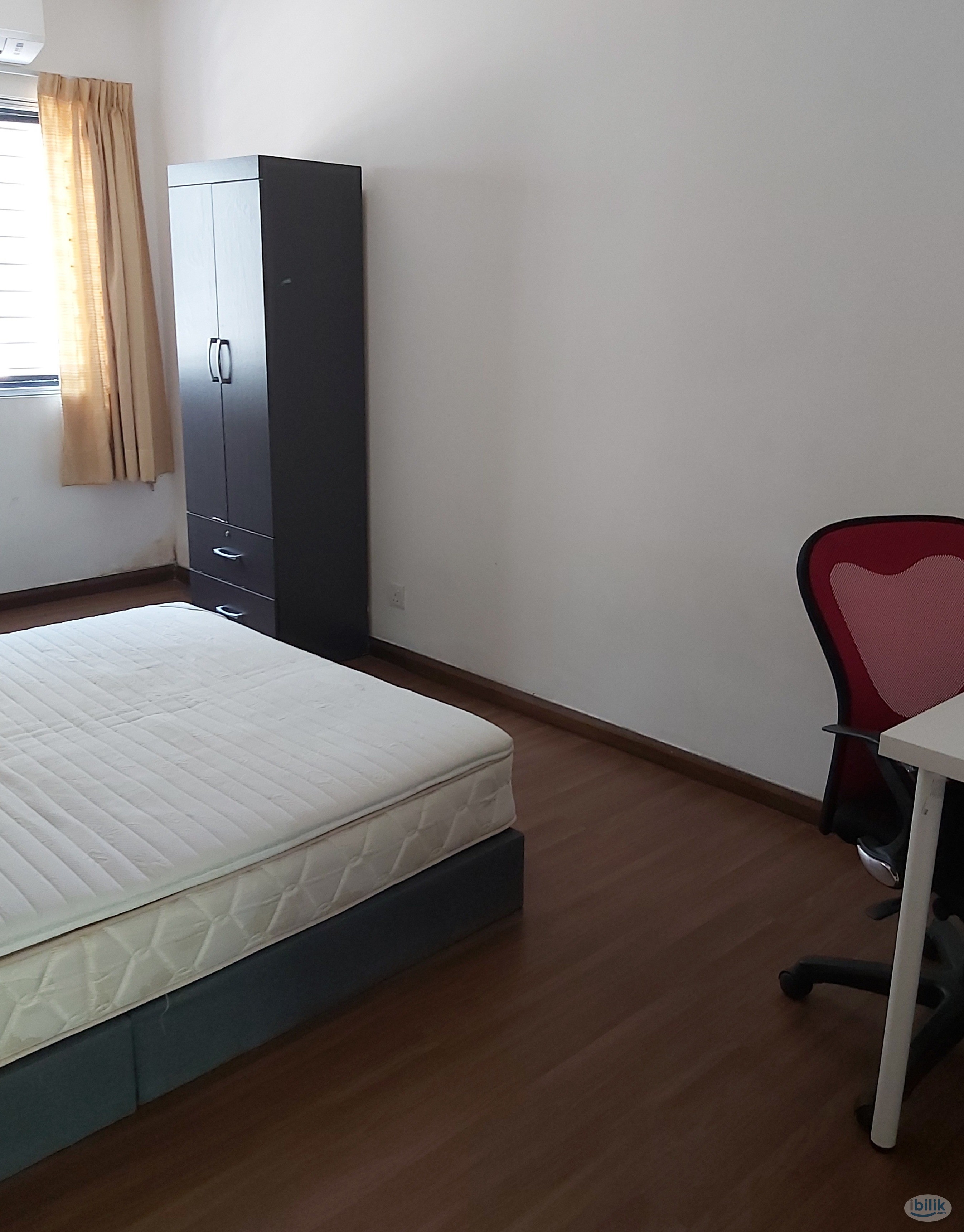 All Female House Middle Room(24 Hrs Security+Utility)15 Mins To KLCC/Mid Valley/PJ at Lakefields Sg Besi - Image 1