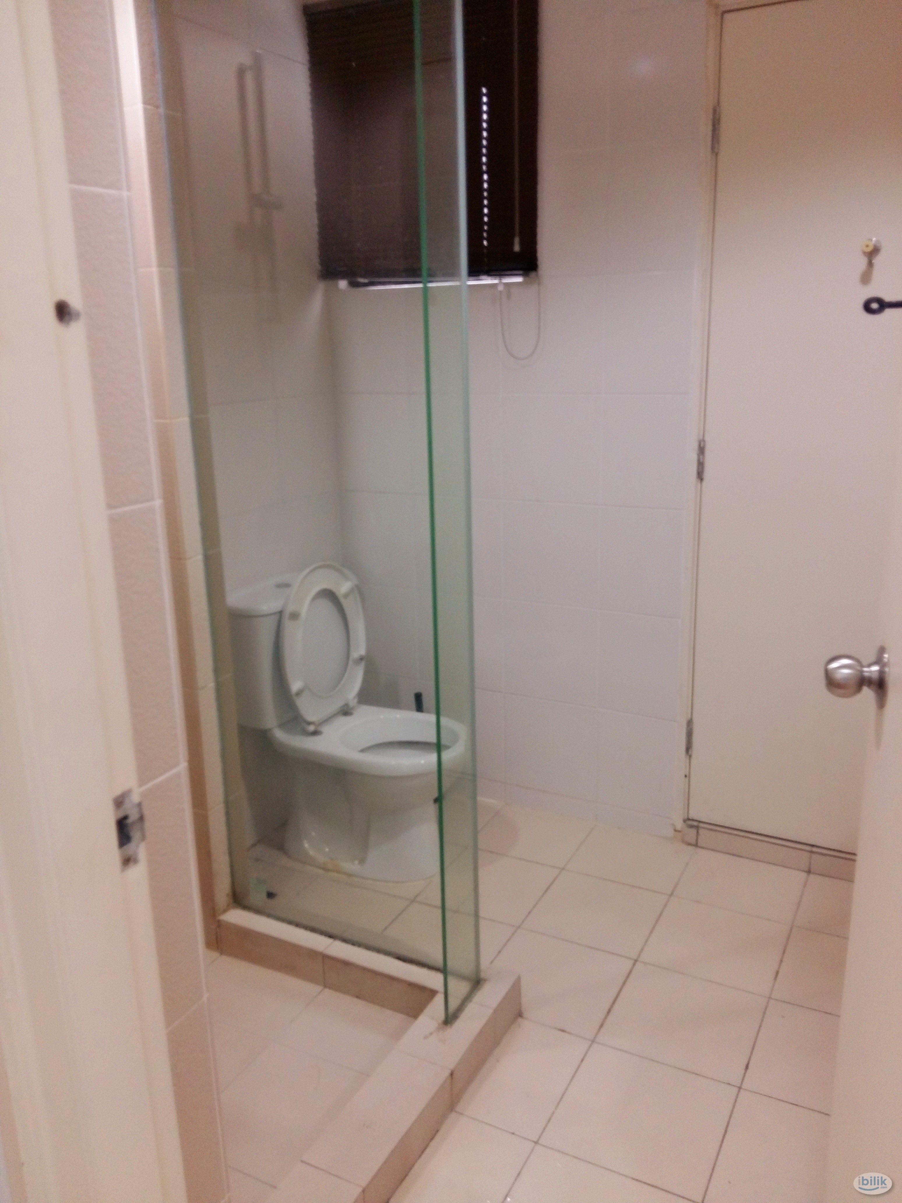 All Female House Middle Room(24 Hrs Security+Utility)15 Mins To KLCC/Mid Valley/PJ at Lakefields Sg Besi - Image 2