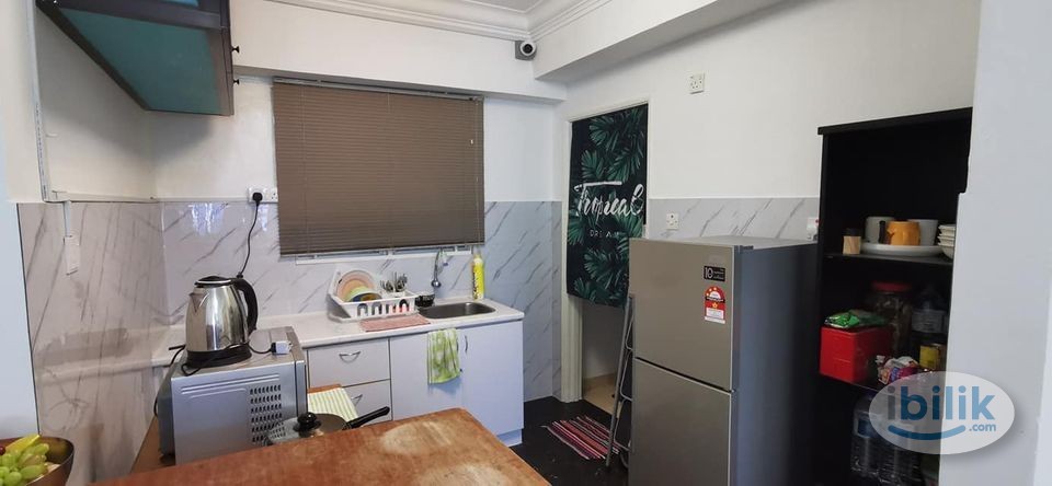 Middle Room at Warisan Cityview, Sunway Velocity, TRX, Maluri Cheras - Image 2