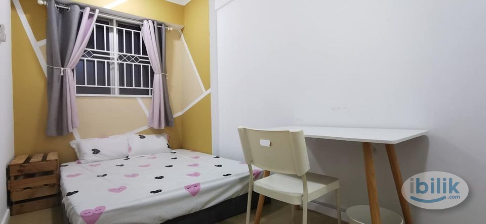 Middle Room at Warisan Cityview, Sunway Velocity, TRX, Maluri Cheras - Image 1