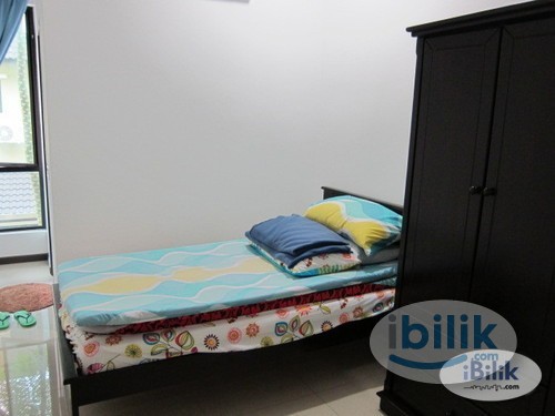 Middle Room at Southbay Residence, Batu Maung - Image 1