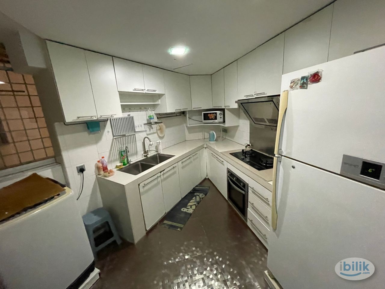 Female Master Room Bistari Condo no partition HKL TRX KLCC Bukit Bintang Student Intern IUM girls unit - Image 5