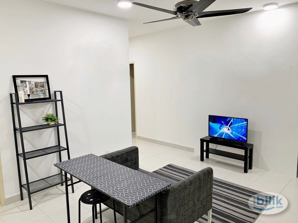 Furnished Master Room Sharing, De Palma Apt - Image 2