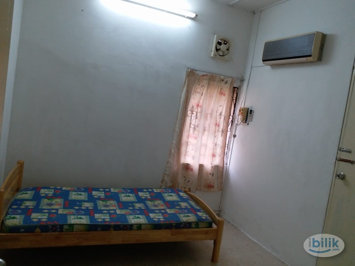 Middle Room at Taman Melawati, Melawati - Image 2