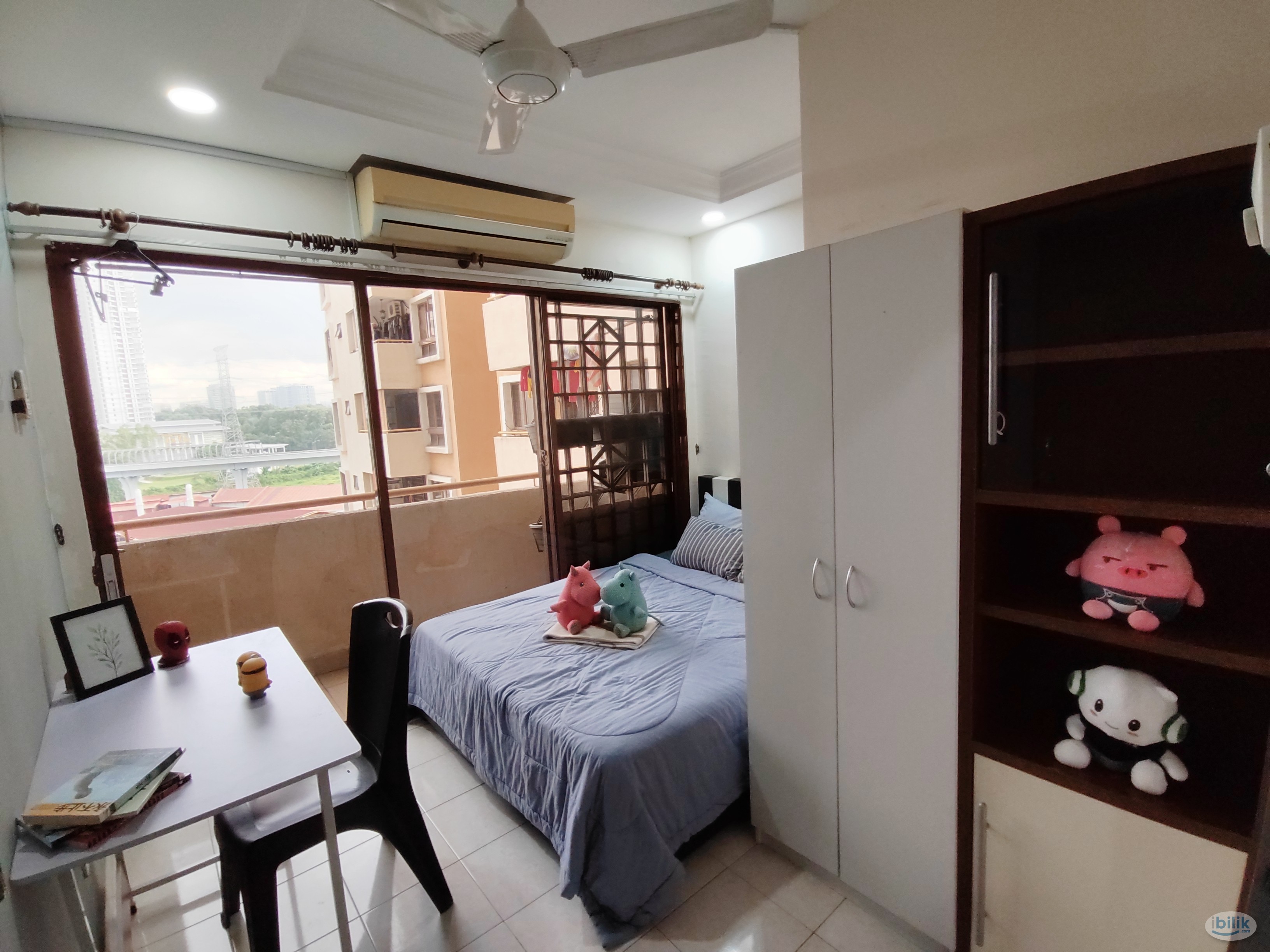 8 mins to MRT Surian Balcony Room @ Palm Spring, Kota Damansara, Sunway Gizza, Nexis, The Strand Mall, with AC and windo - Image 1