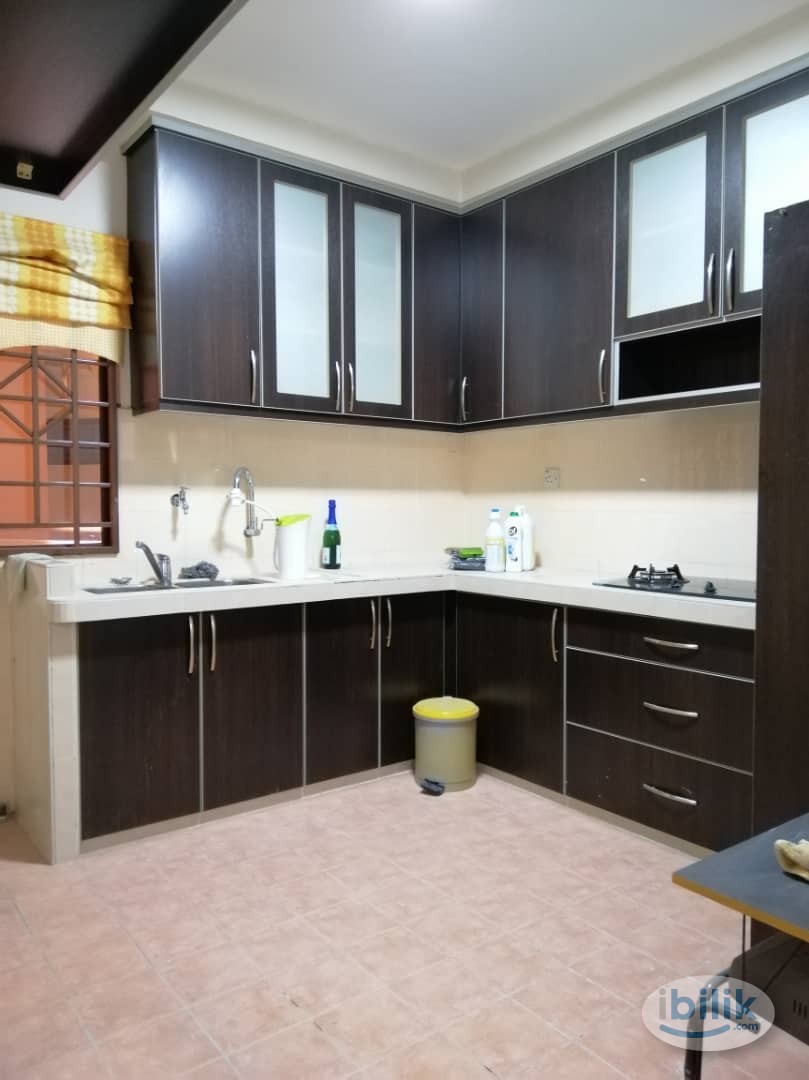8 mins to MRT Surian Balcony Room @ Palm Spring, Kota Damansara, Sunway Gizza, Nexis, The Strand Mall, with AC and windo - Image 4