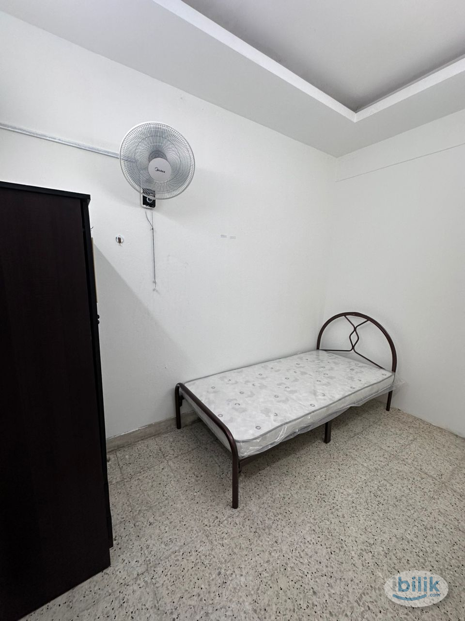 FEMALE Unit 👩🏻 Low Deposit Bilik Sewa Murah at SS2, Petaling Jaya - Image 1