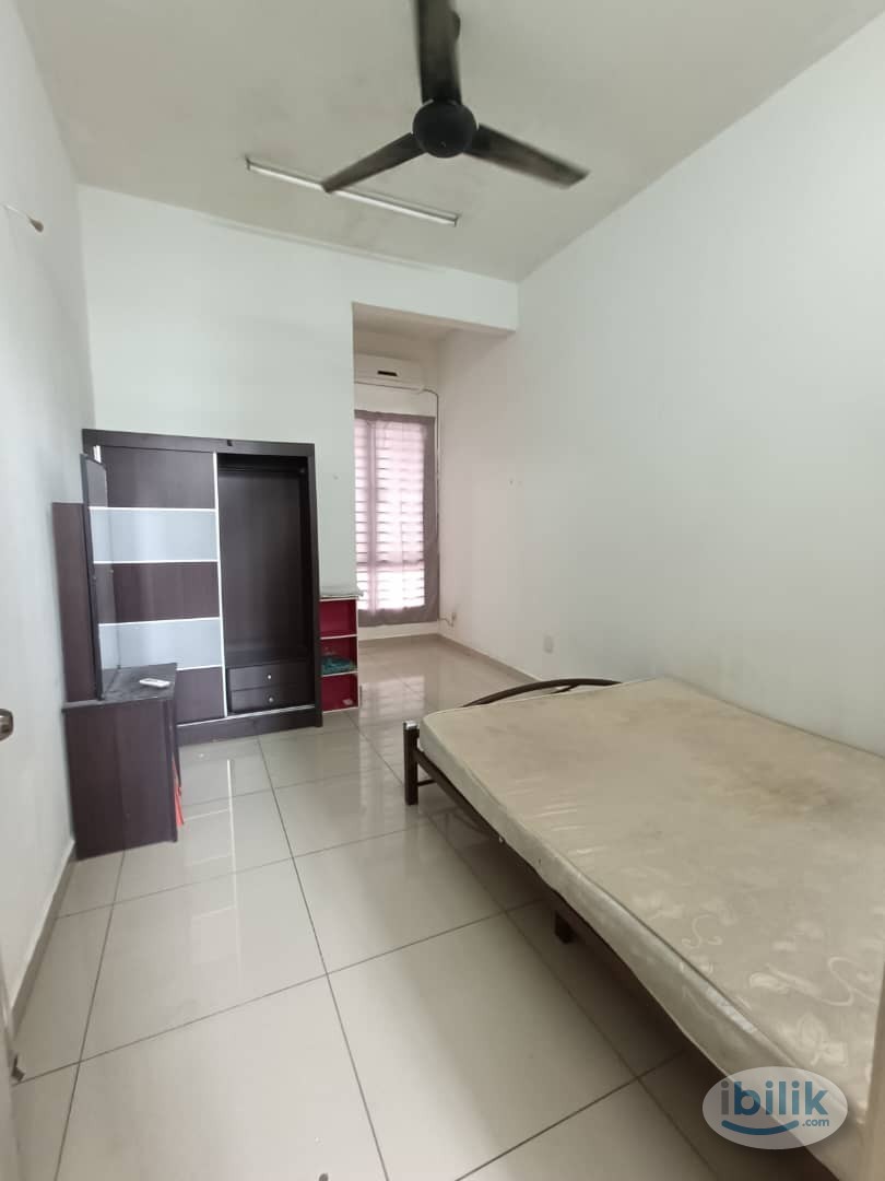 Partial Furnished Room for Rent + Air-Cond ❄️ at Bandar Botanic, Klang - Image 3