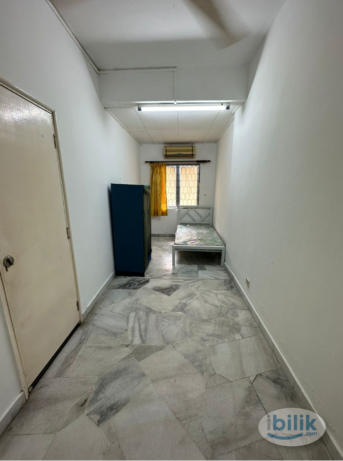 Low Depo ❗ Middle Room + Air-Cond Rent at USJ 11 Subang Jaya - Image 1