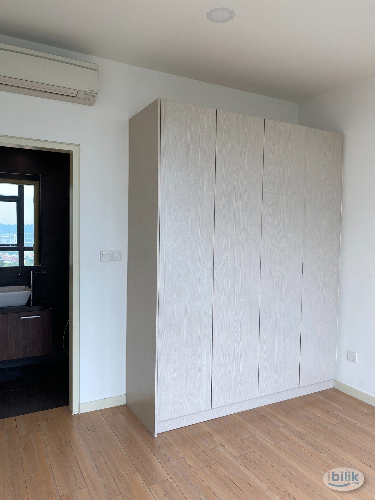 Suite at Amanja Suites, Bandar Sri Damansara - Image 3