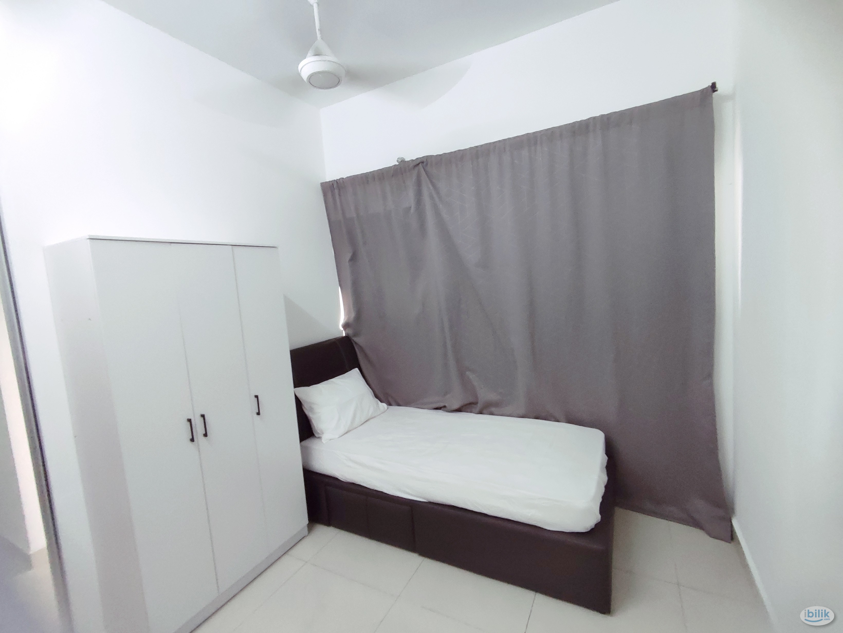 big single room at pelangi utama condo - Image 4