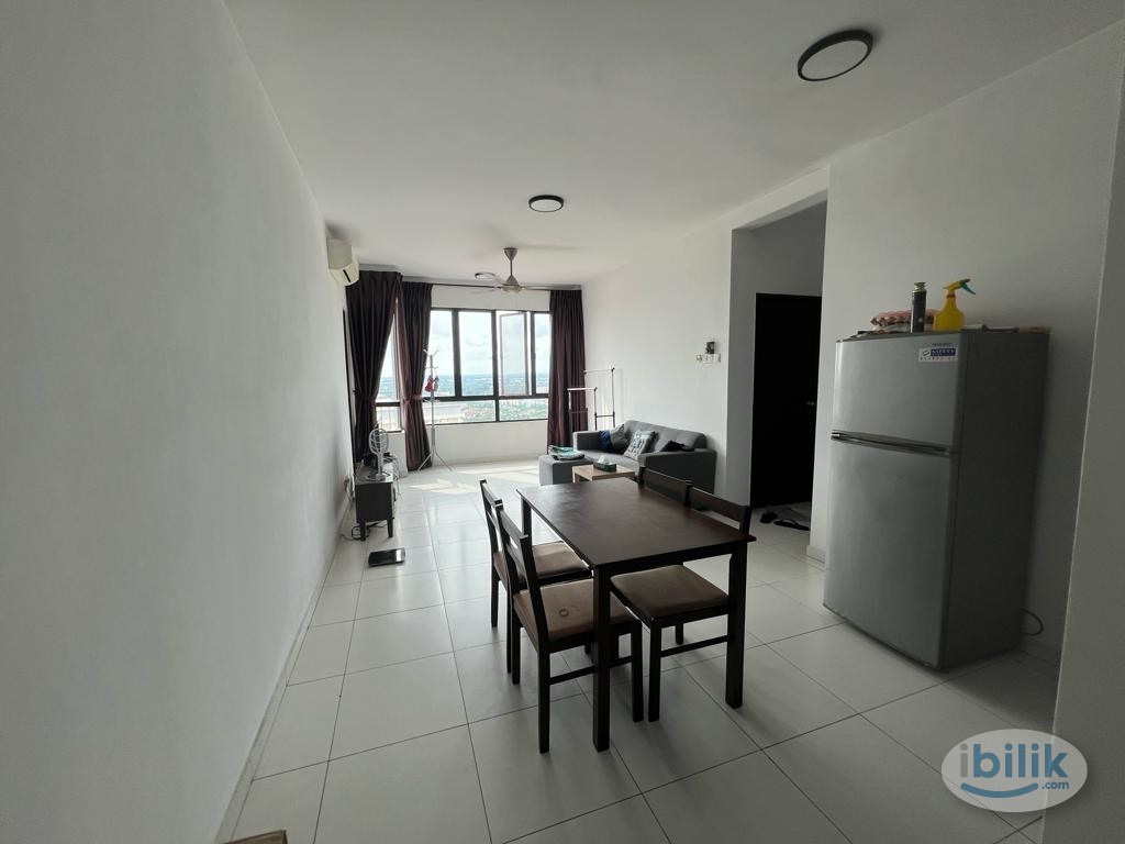 Master Room at The Heights Residence @ Taman Muzaffar Heights, Ayer Keroh - Image 1