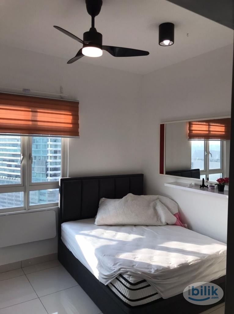 Female masterbedroom private bathroom  - Image 1