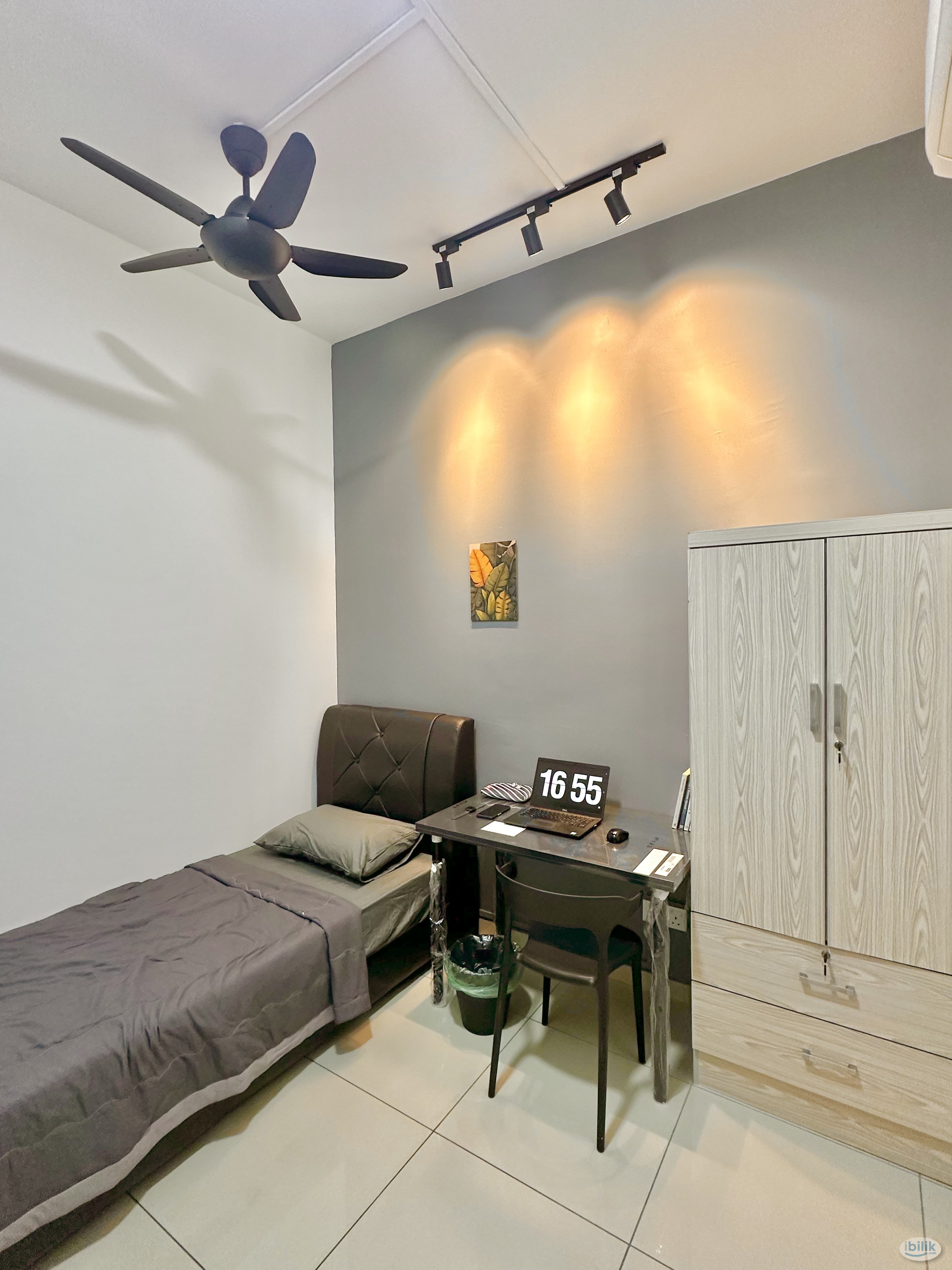 Single Room at Bayan Lepas, Penang - Image 1