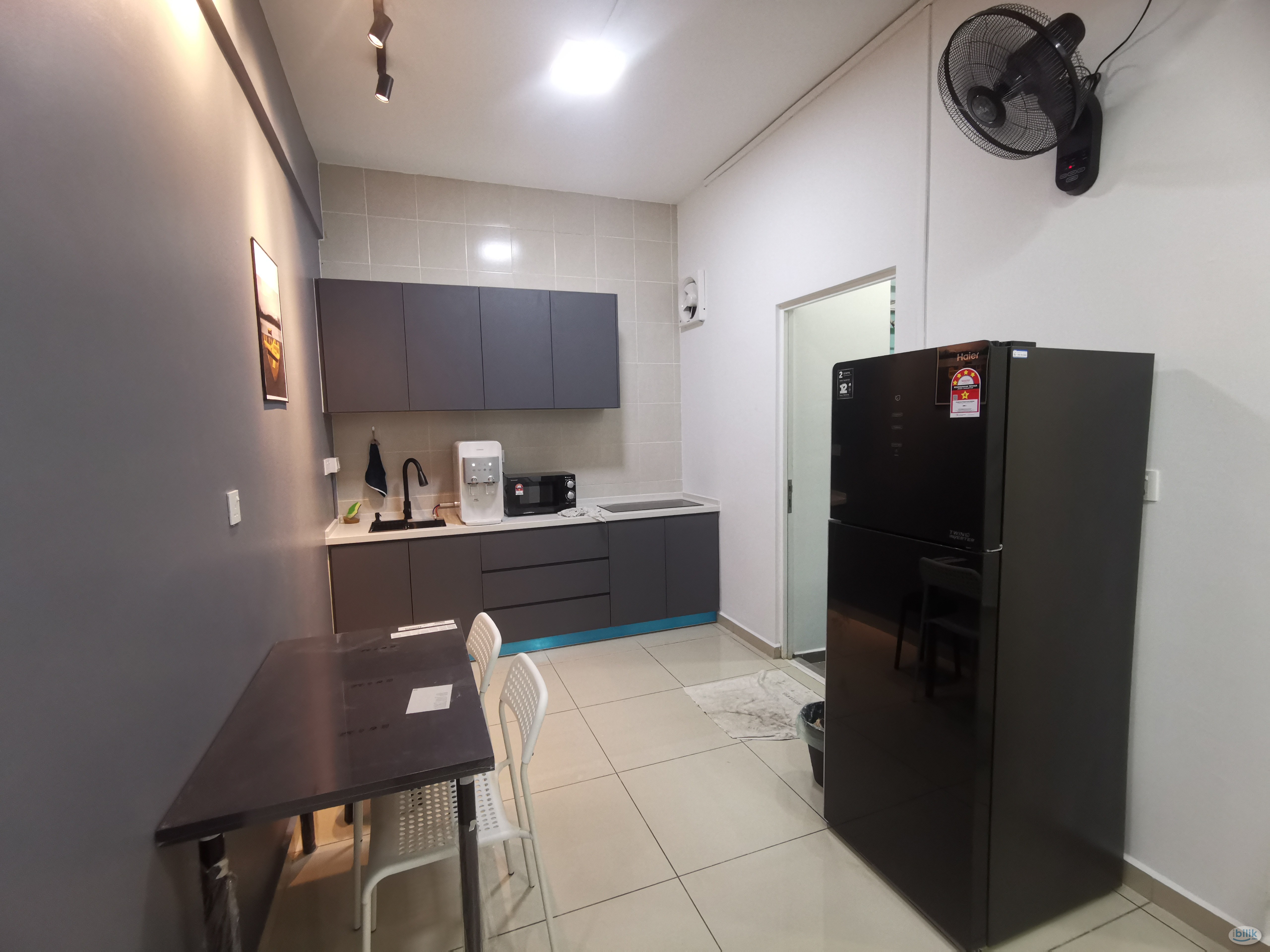 EXTRA Large Double Bedroom at Bayan Lepas, Penang - Image 2