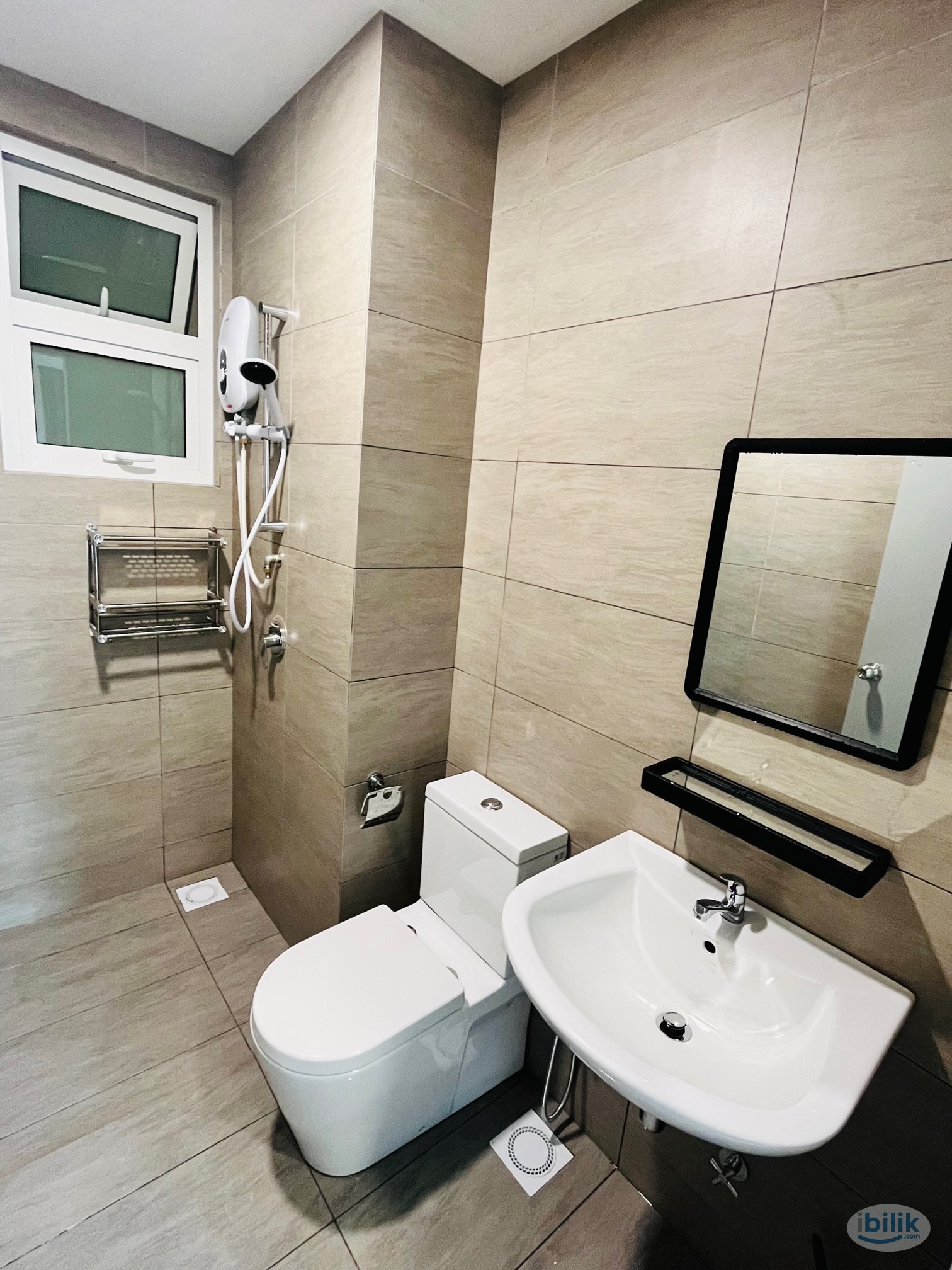 🔆Stylish & Spotless Middle Room in KLCC  - Image 3