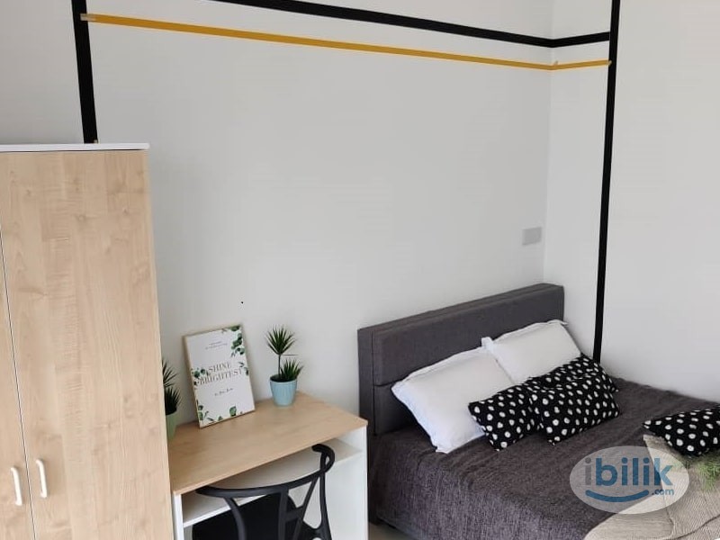 🌟Balcony Bliss Awaits at Pinnacle, Sri Petaling - Image 1