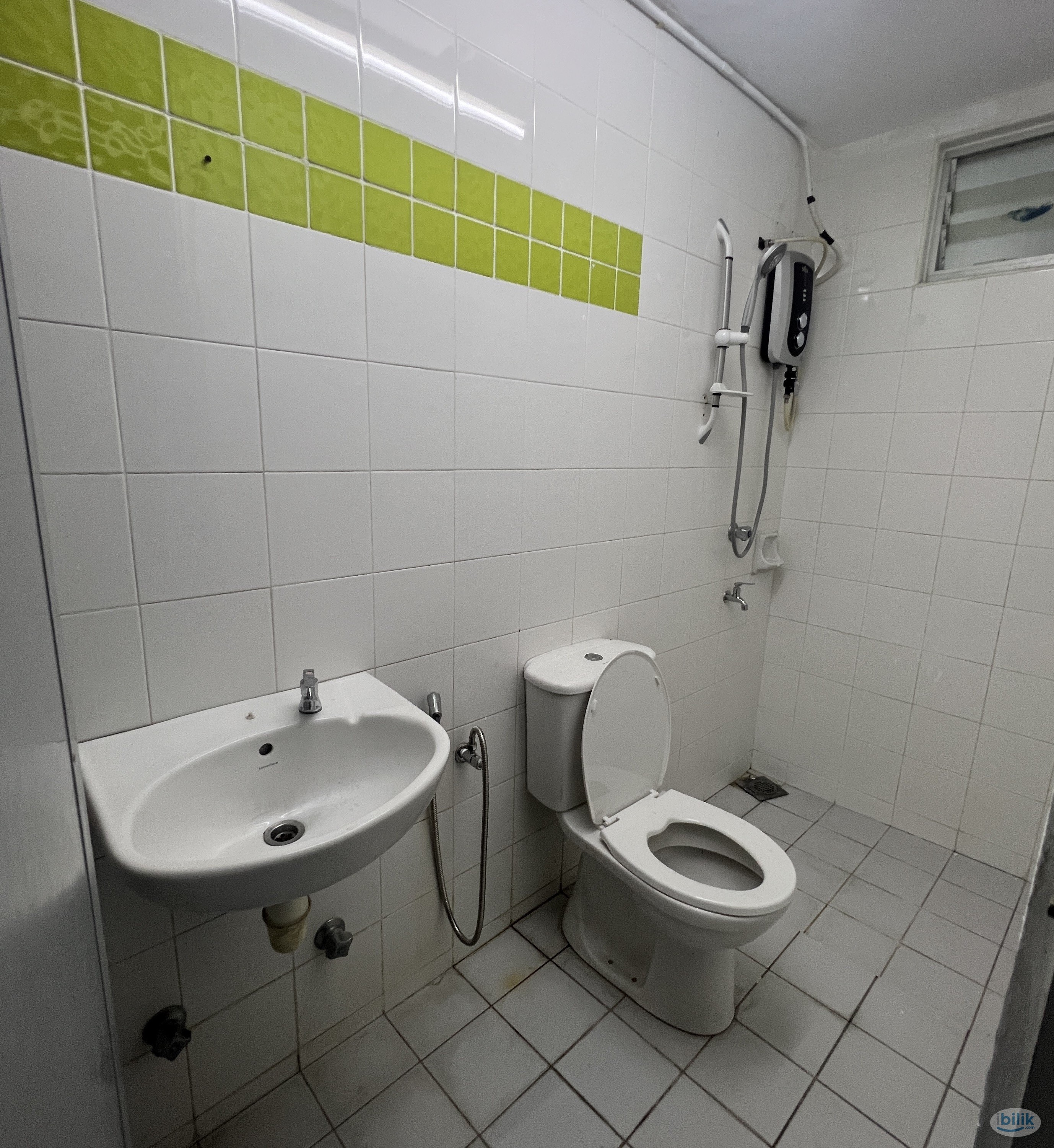Single Room at Cyberia Crescent 1, Cyberjaya - Image 3